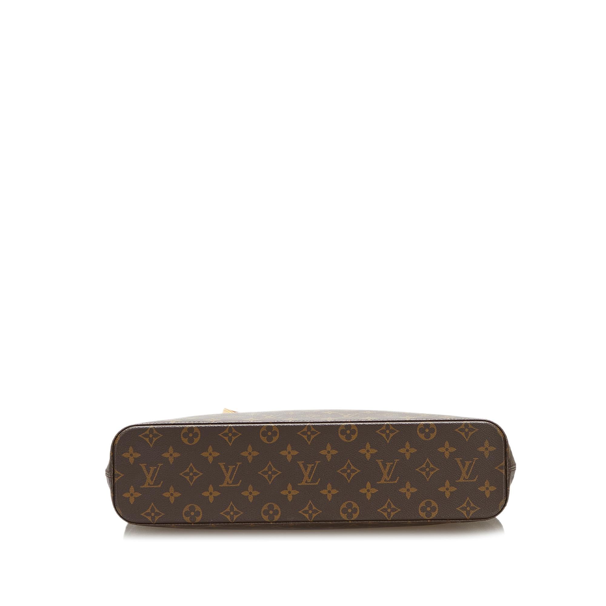 Louis Vuitton Monogram Luco (SHG-X836GM)