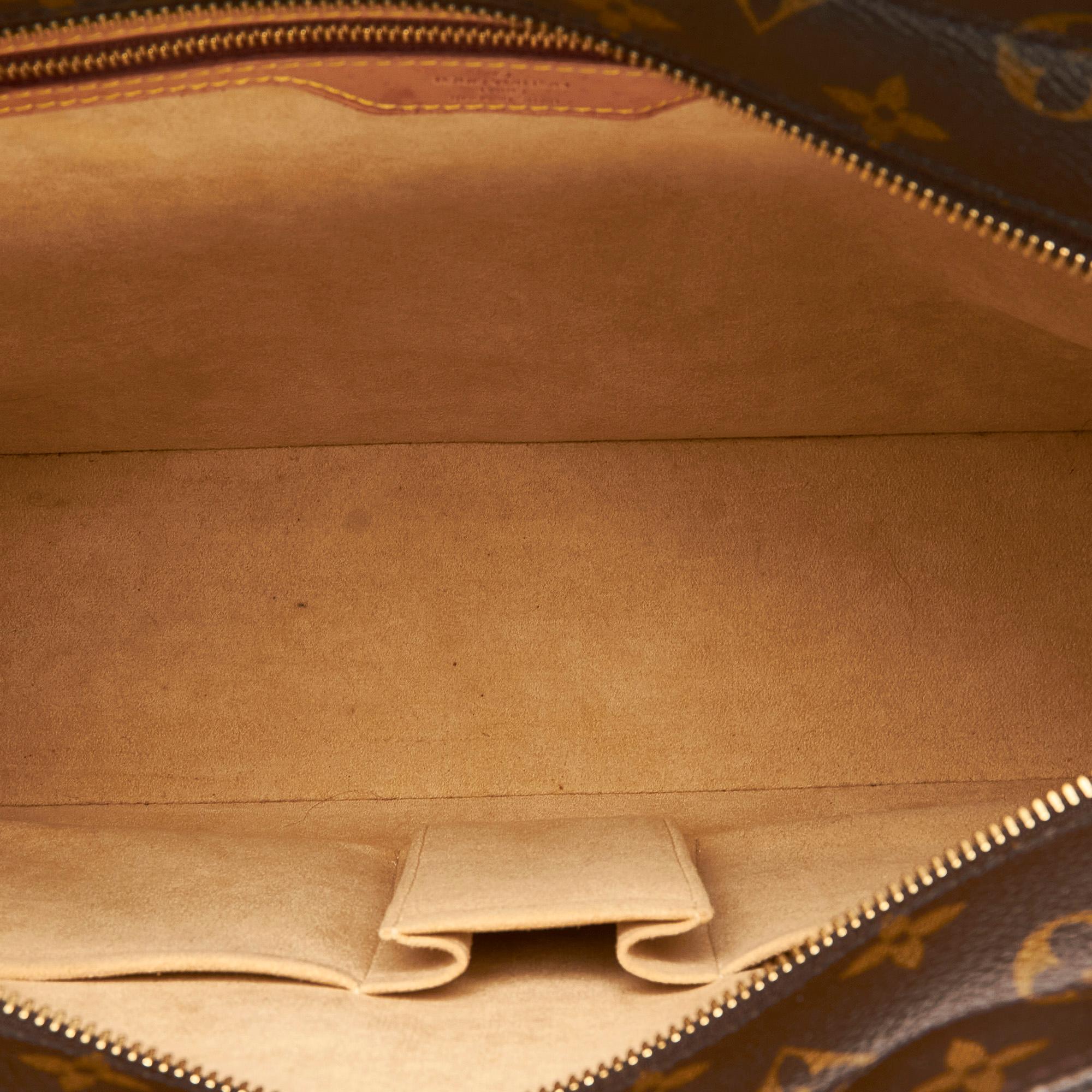 Louis Vuitton Monogram Luco (SHG-fAtE6M)