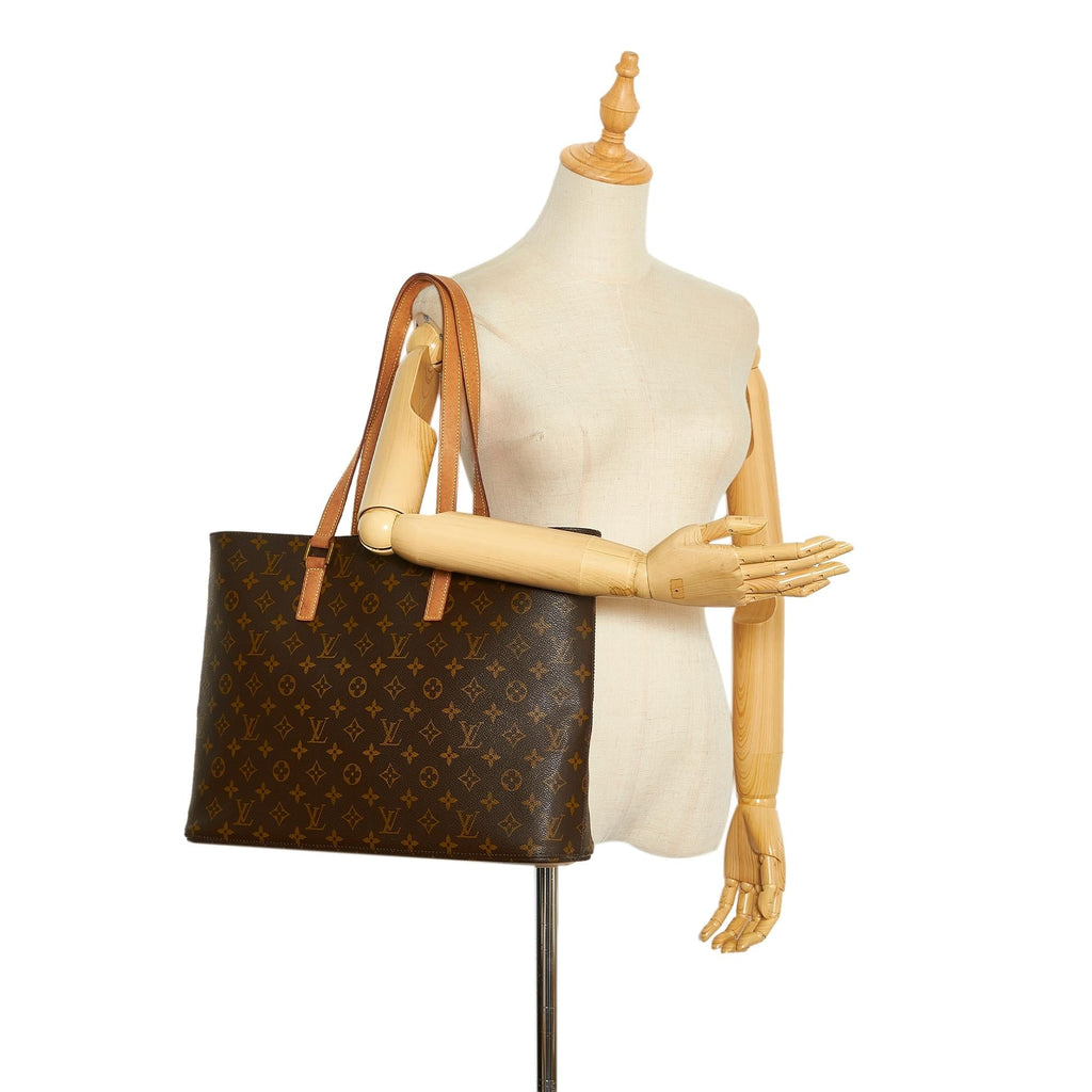 Louis Vuitton Monogram Luco (SHG-fAtE6M)