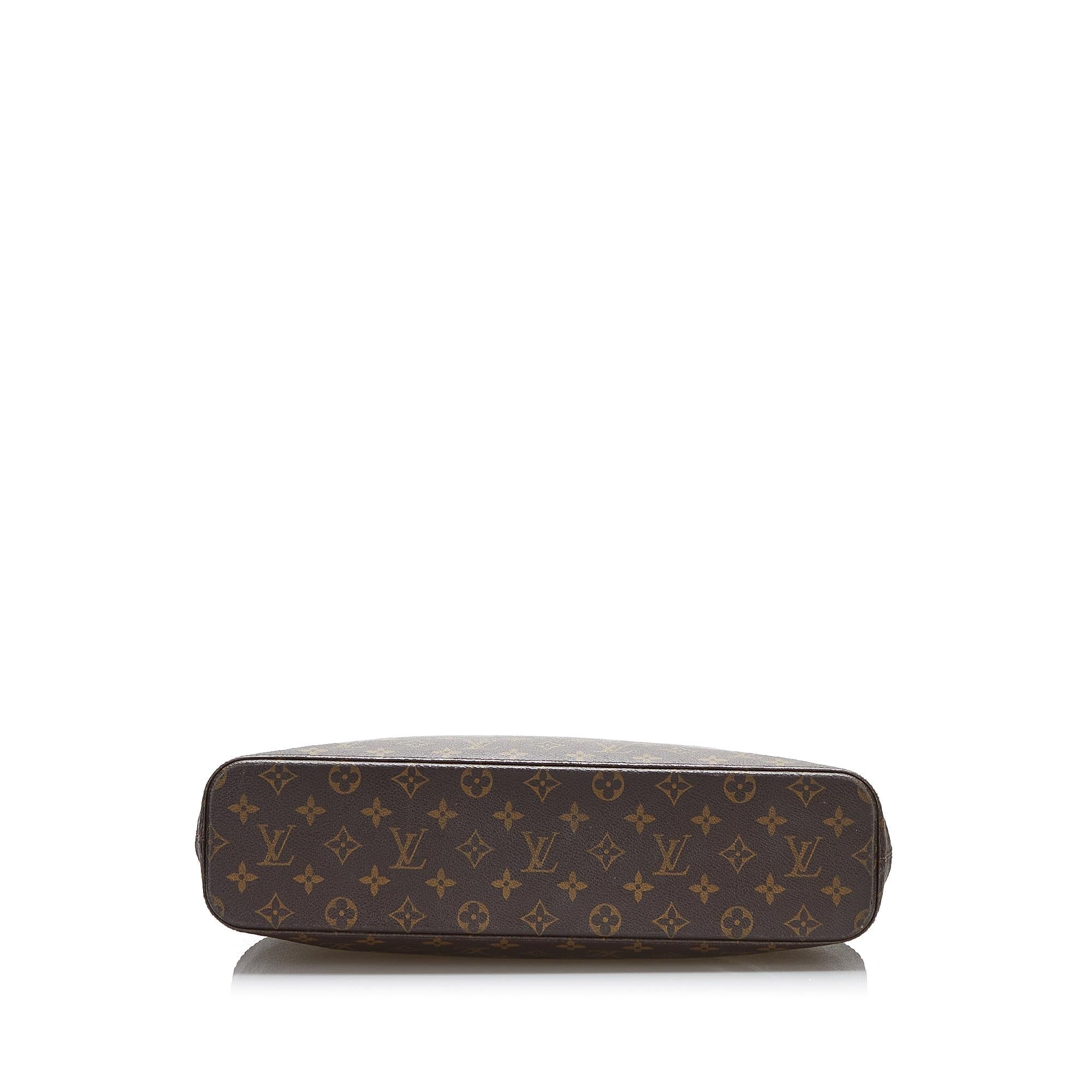Louis Vuitton Monogram Luco (SHG-M3l08g)