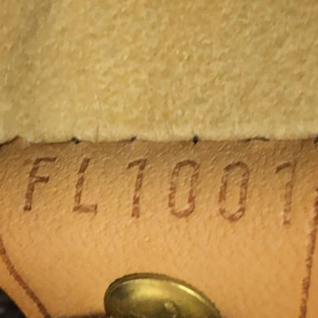 Louis Vuitton Monogram Luco (SHG-NOdGOm)