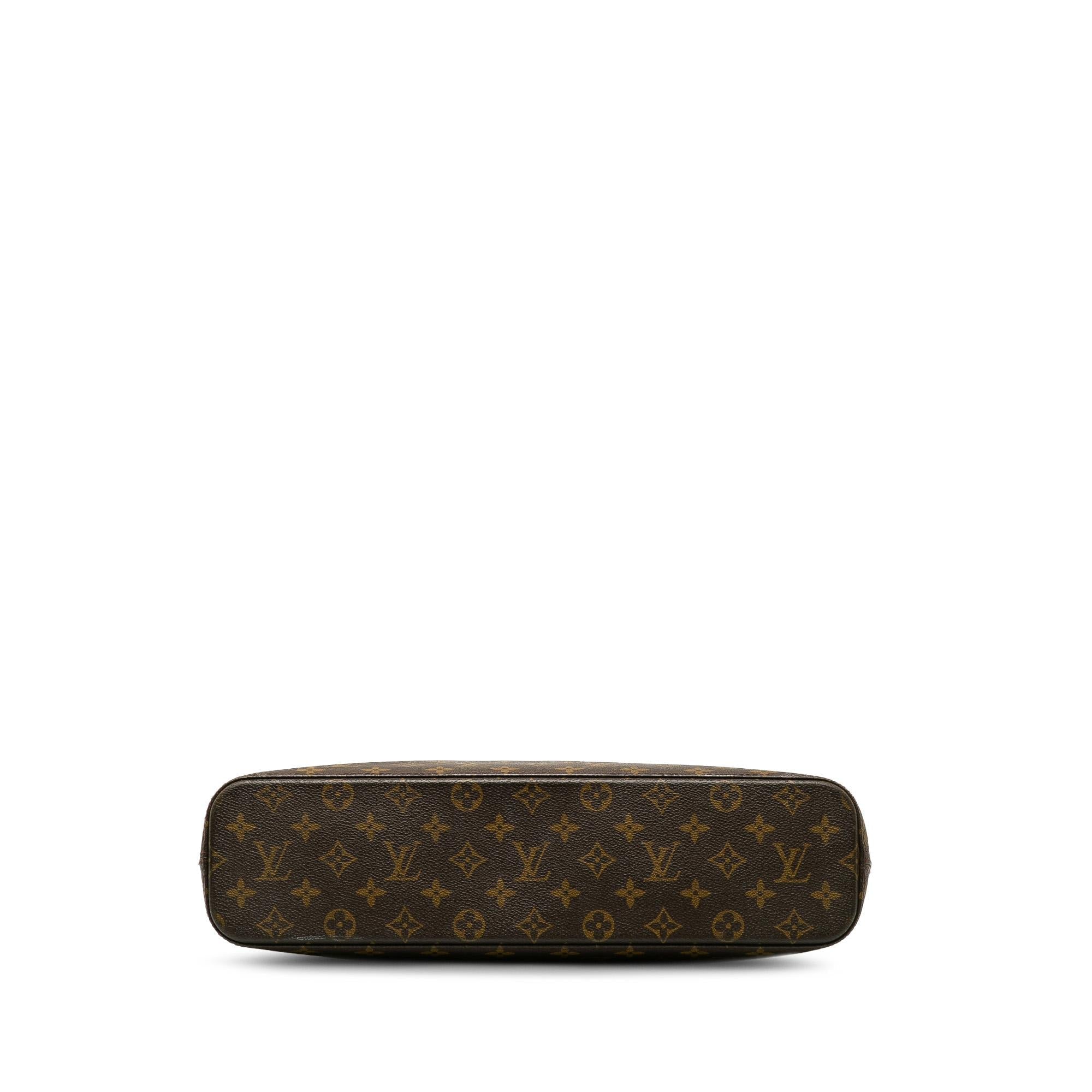 Louis Vuitton Monogram Luco (SHG-JOqV8k)