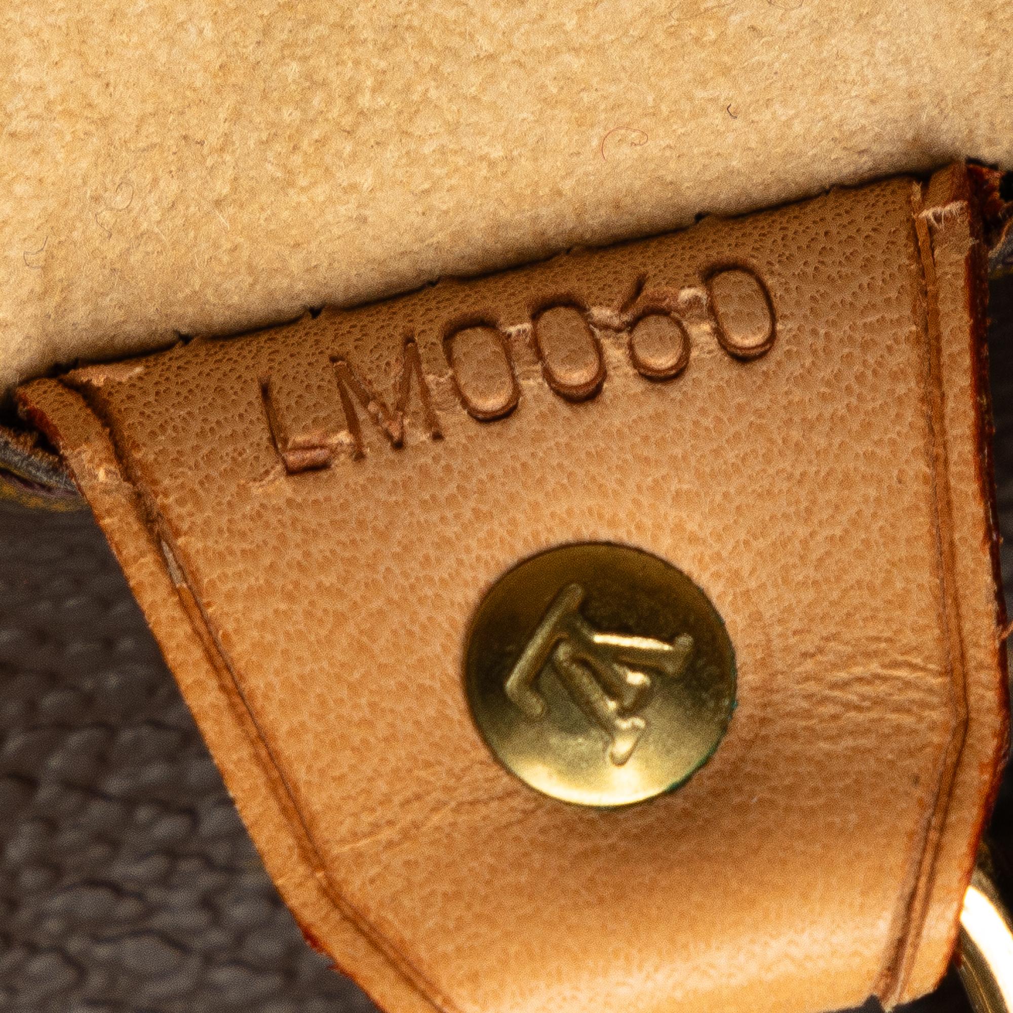 Louis Vuitton Monogram Luco (SHG-5fO3OI)