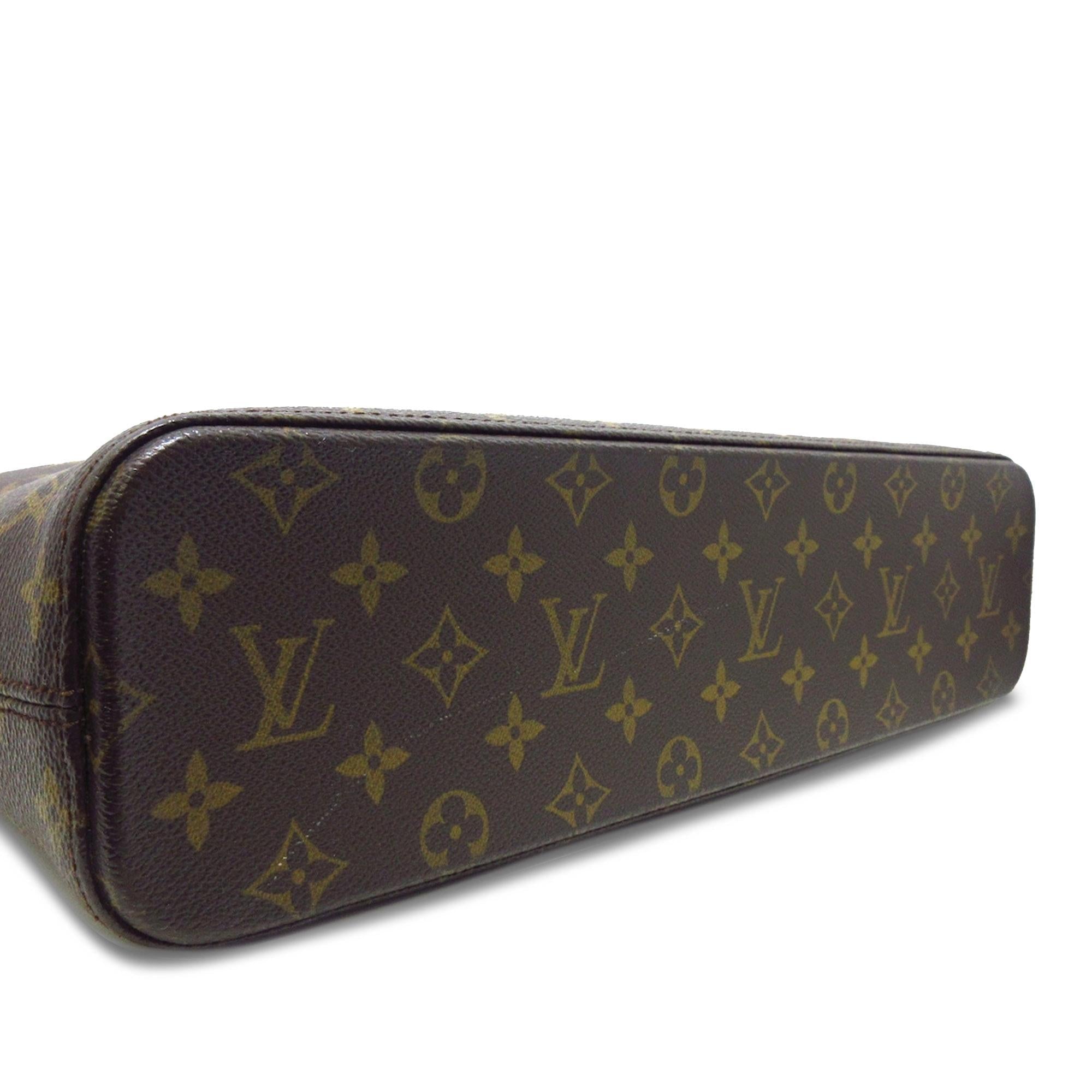 Louis Vuitton Monogram Luco (SHG-2aEnMO)