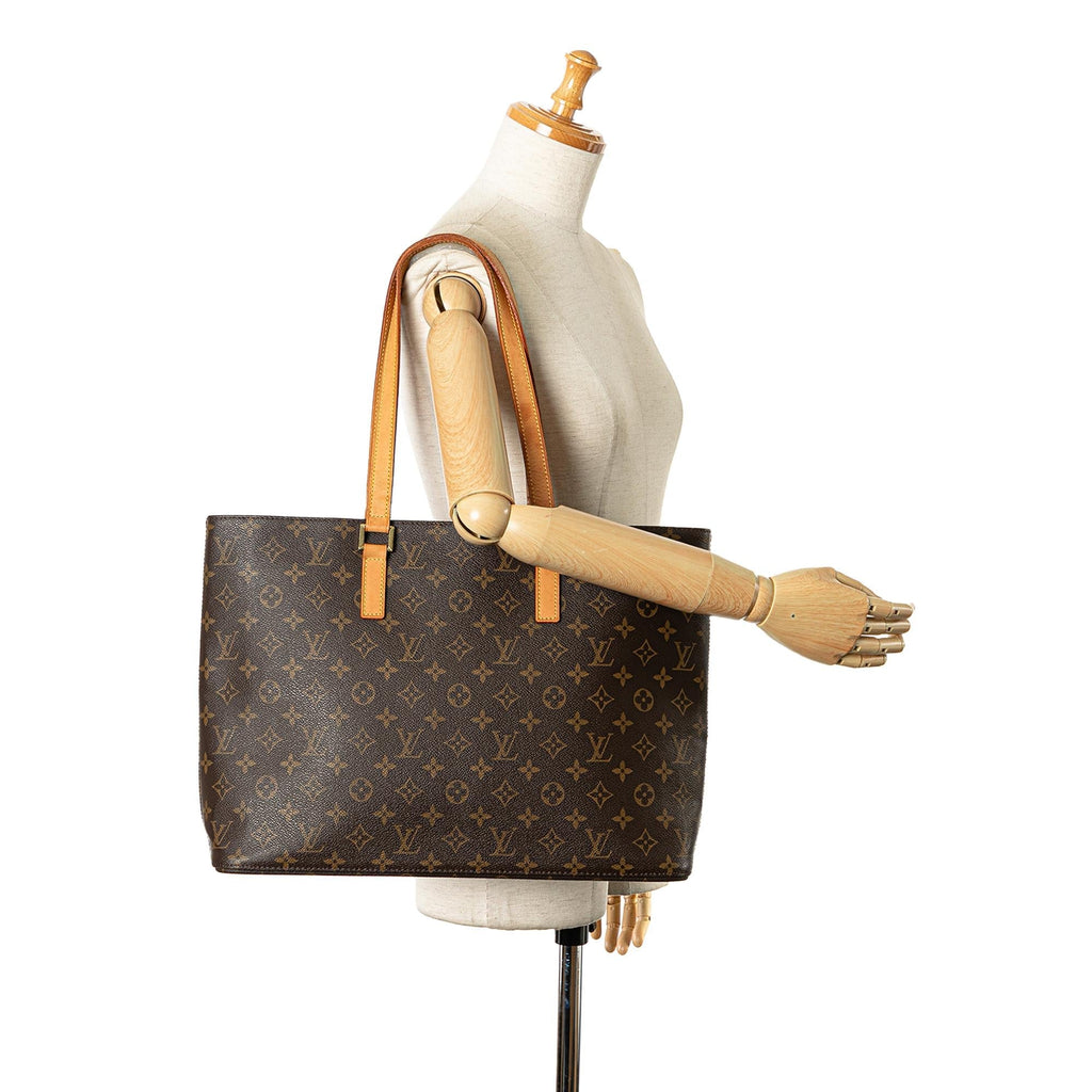 Louis Vuitton Monogram Luco (SHG-AcaXAB)