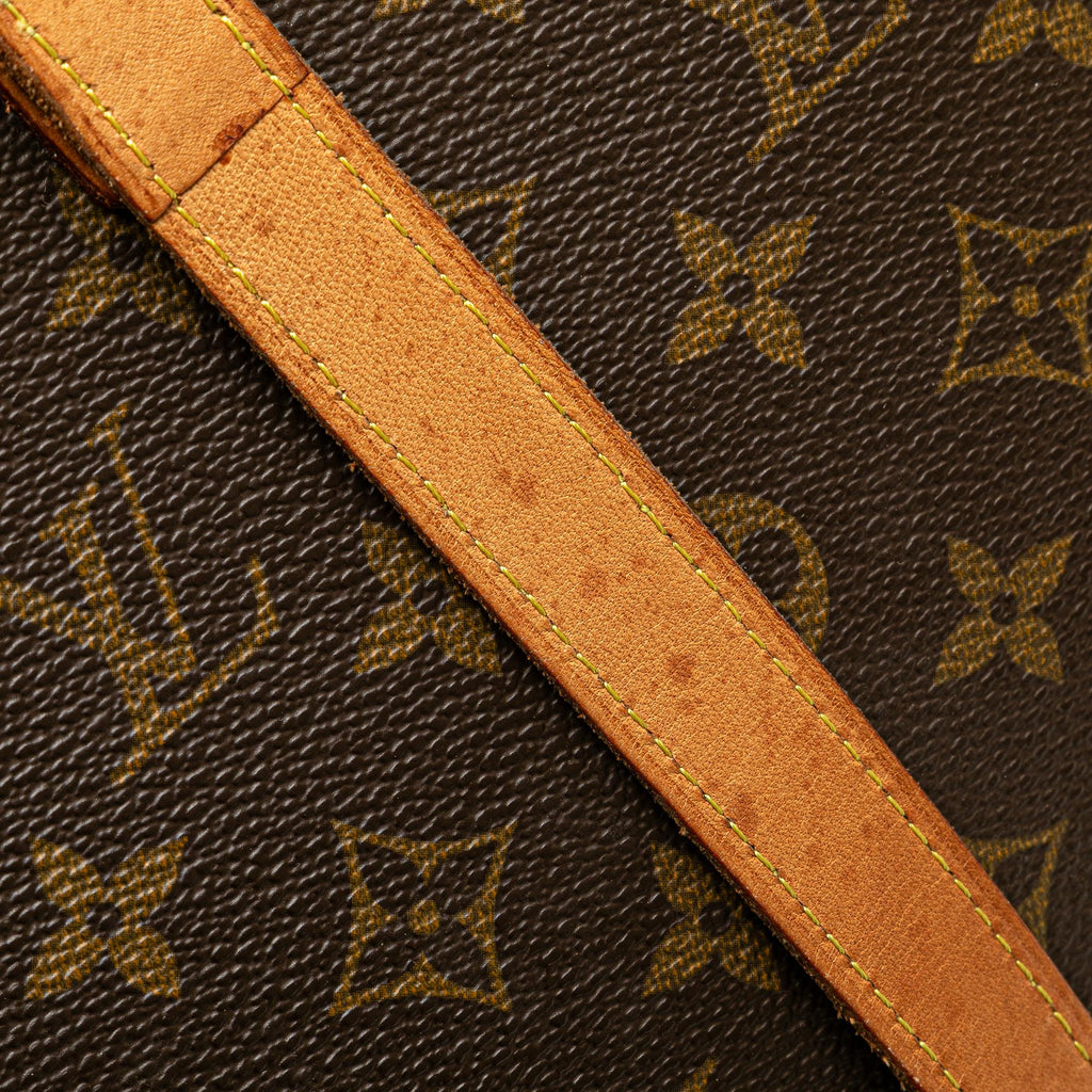 Louis Vuitton Monogram Luco (SHG-lddYIL)