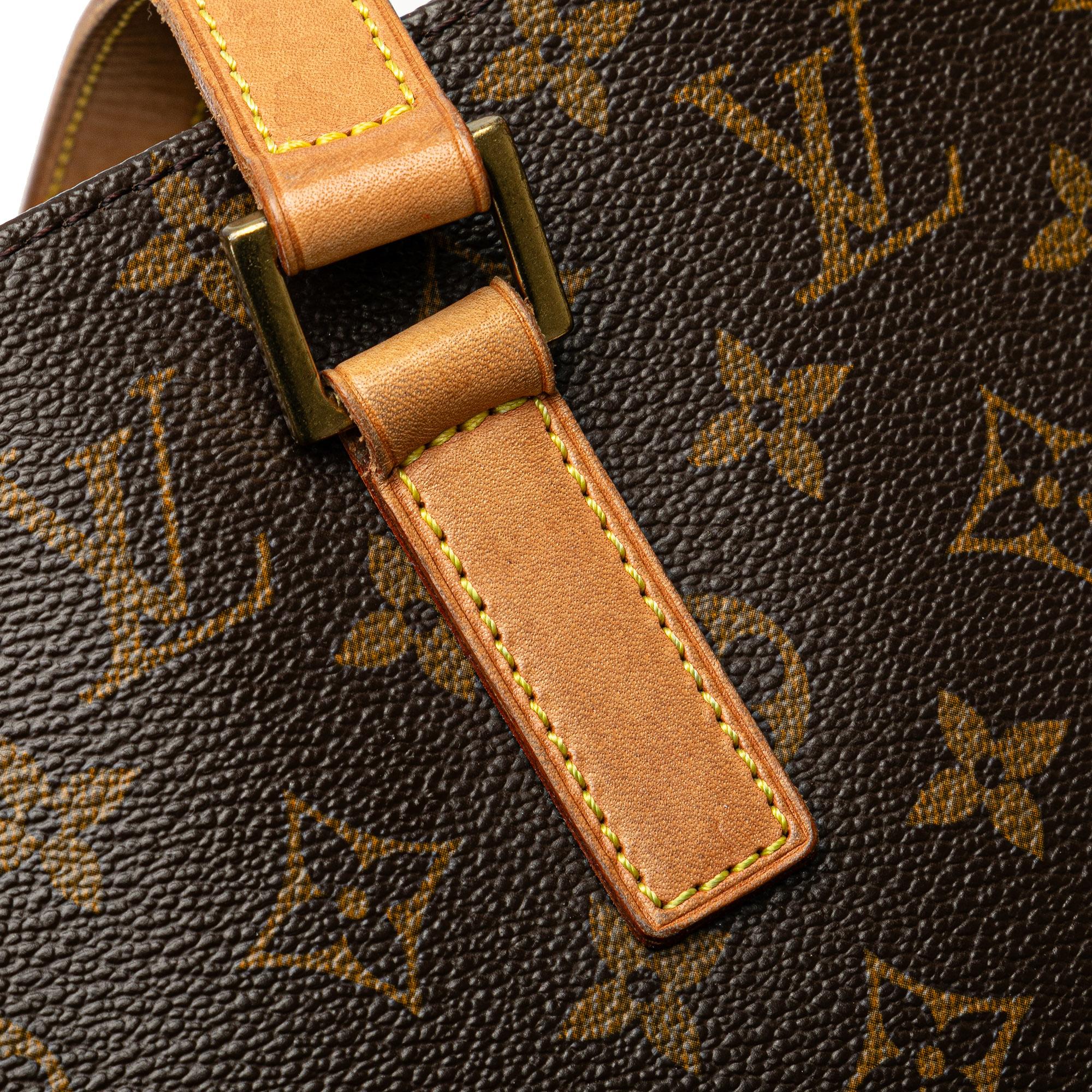 Louis Vuitton Monogram Luco (SHG-mu8cnG)