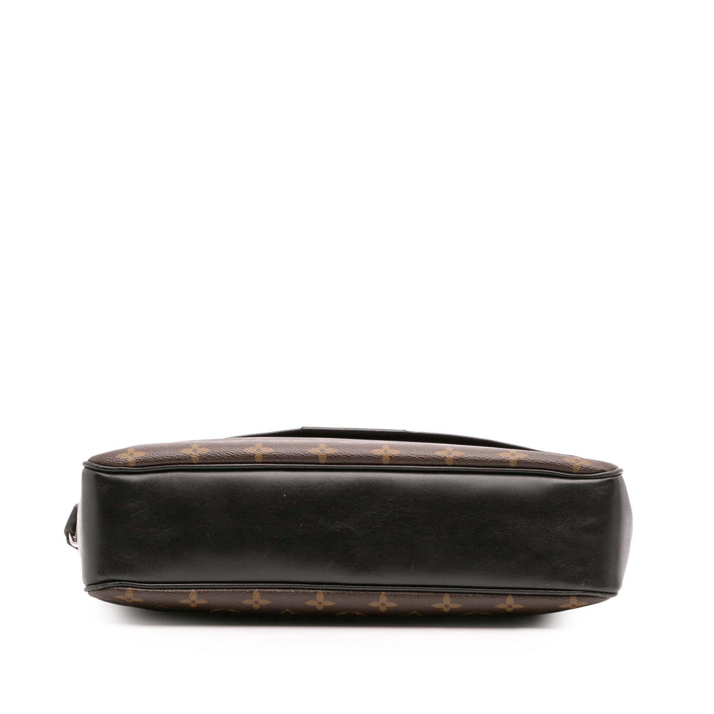 Louis Vuitton Monogram Macassar Bass GM