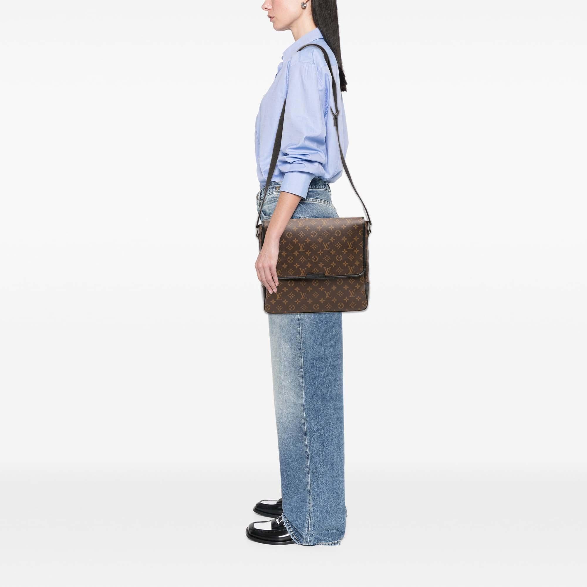 Louis Vuitton Monogram Macassar Bass GM