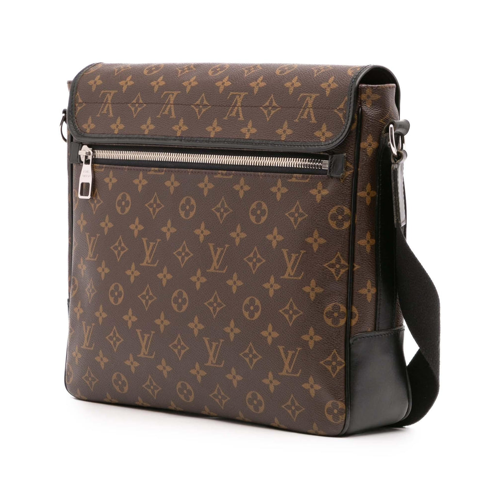 Louis Vuitton Monogram Macassar Bass GM