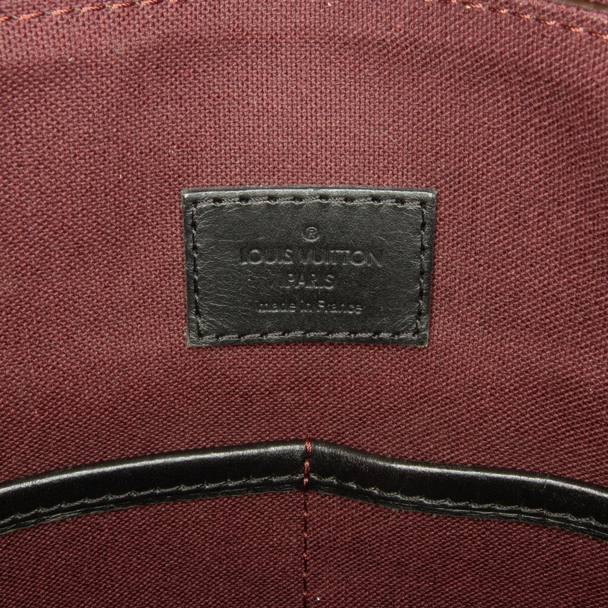 Louis Vuitton Monogram Macassar Bass MM (SHG-HwXgKr)