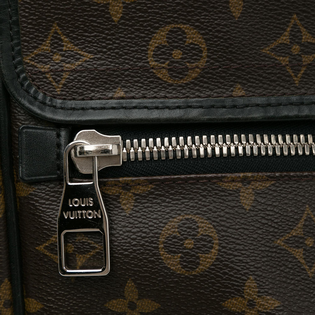 Louis Vuitton Monogram Macassar Bass MM (SHG-HwXgKr)