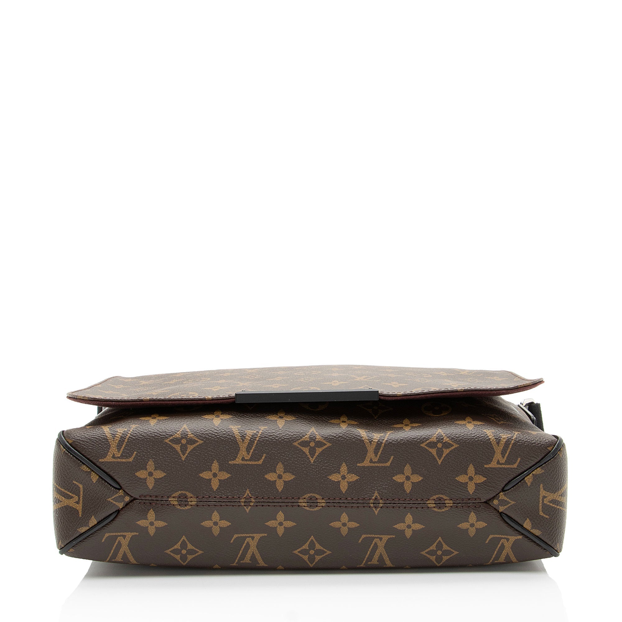 Louis Vuitton Monogram Macassar Canvas District MM Messenger
