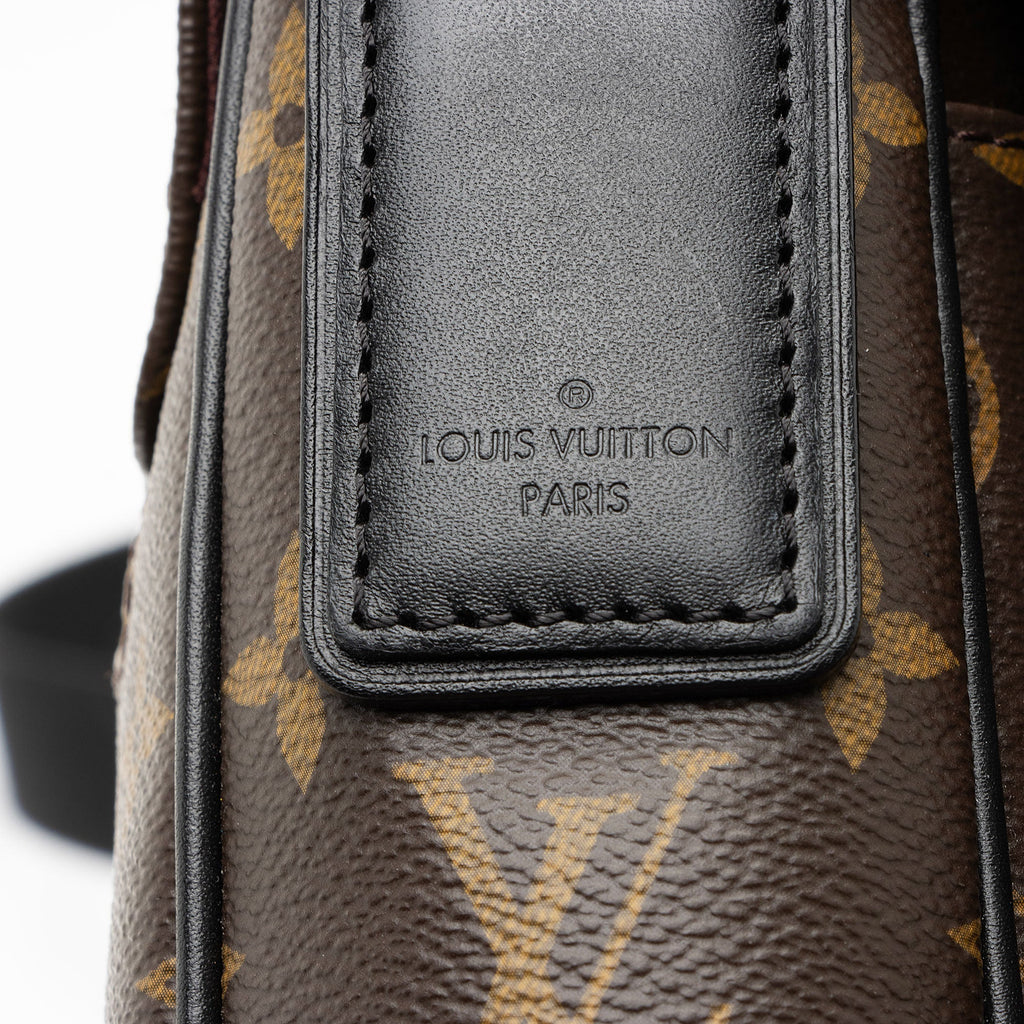 Louis Vuitton Monogram Macassar Canvas District MM Messenger