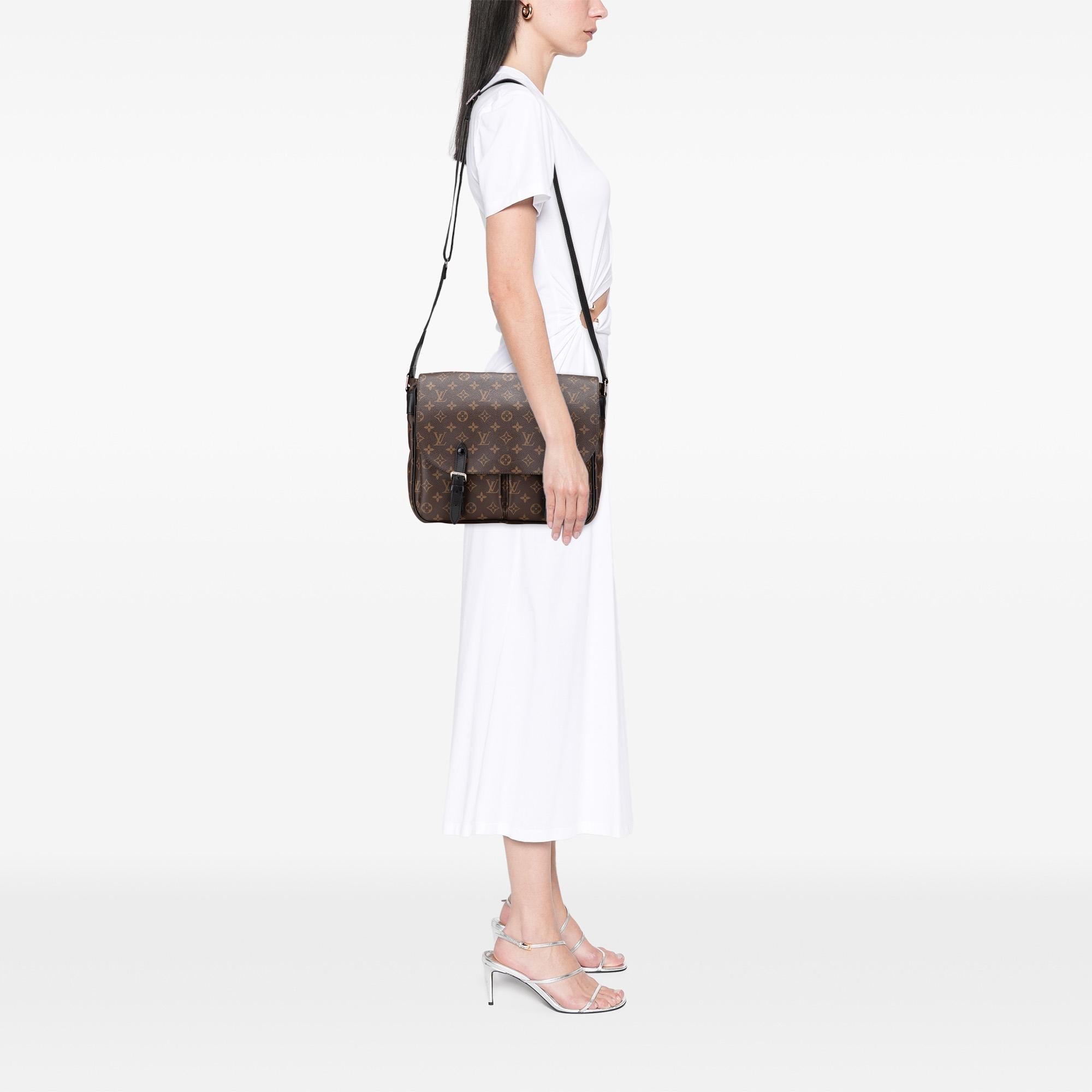 Louis Vuitton Monogram Macassar Christopher Messenger