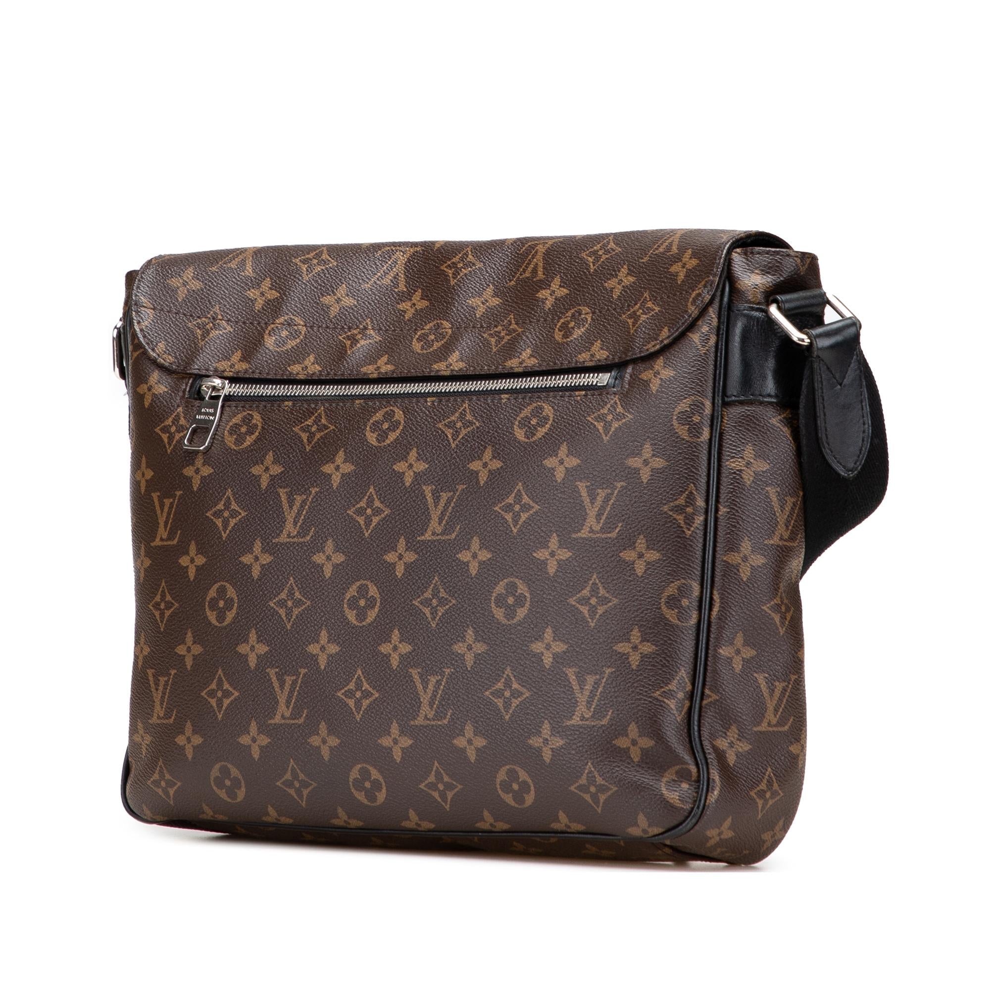 Louis Vuitton Monogram Macassar Christopher Messenger