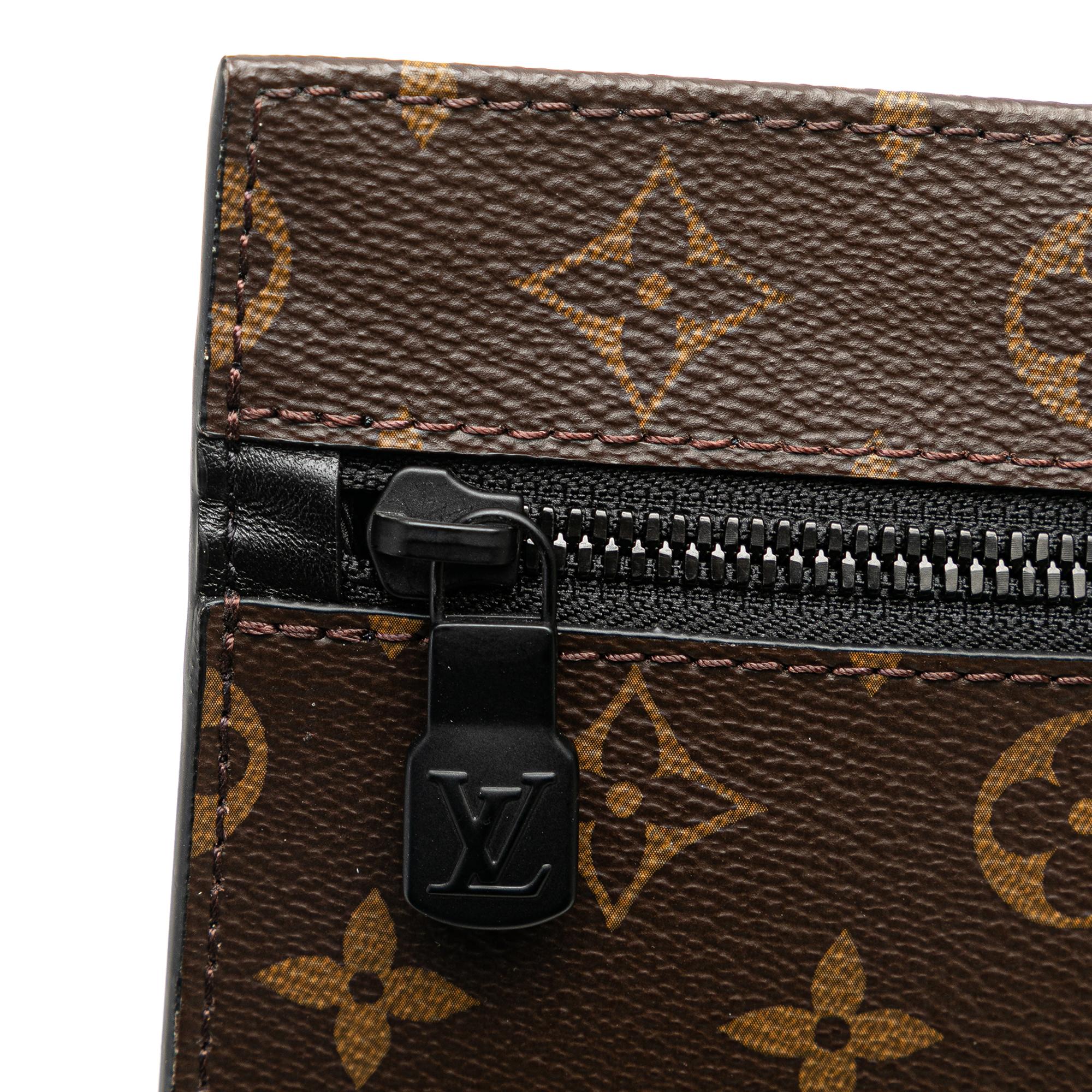 Louis Vuitton Monogram Macassar Week-End Tote PM (SHG-x7YkxE)