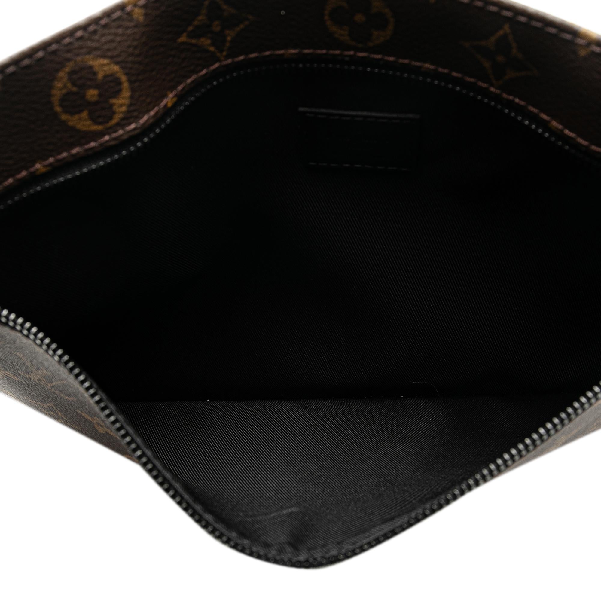 Louis Vuitton Monogram Macassar Week-End Tote PM (SHG-x7YkxE)