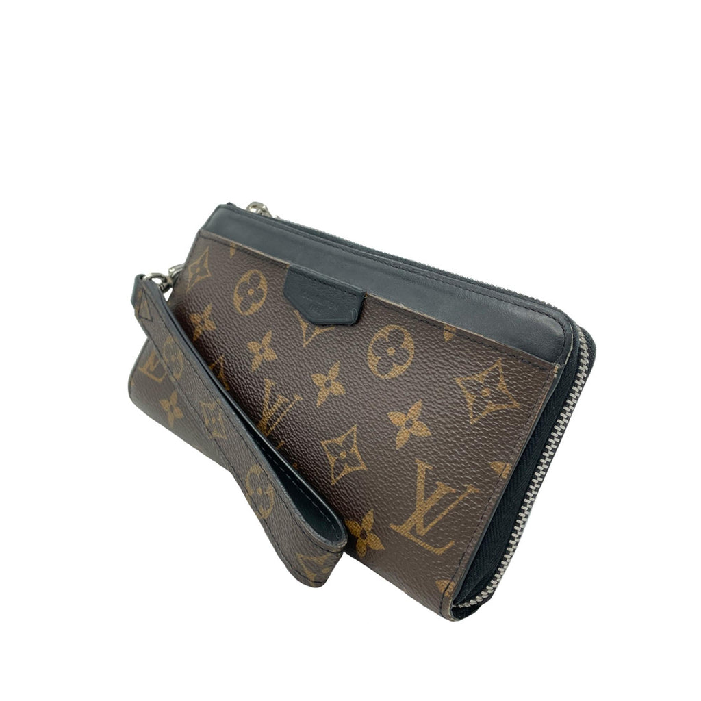 Louis Vuitton Monogram Macassar Zippy Dragonne (SHG-wgkDks)
