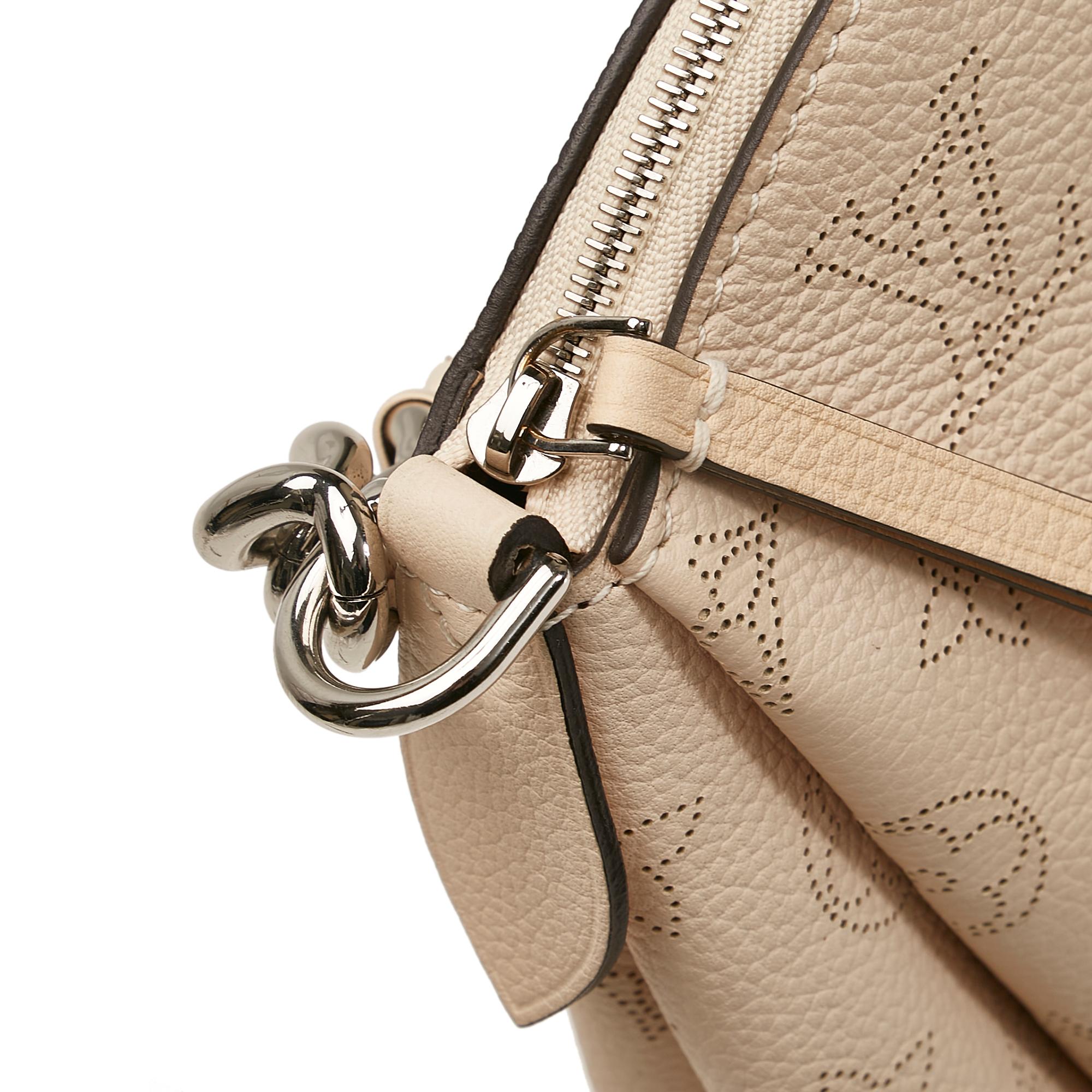 Louis Vuitton Monogram Mahina Babylone Chain BB (SHG-35661)