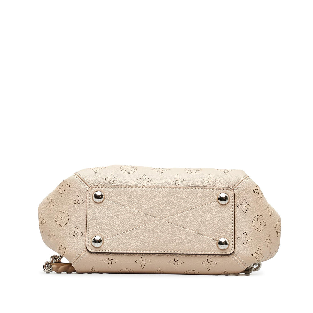 Louis Vuitton Monogram Mahina Babylone Chain BB (SHG-m6hCh6)