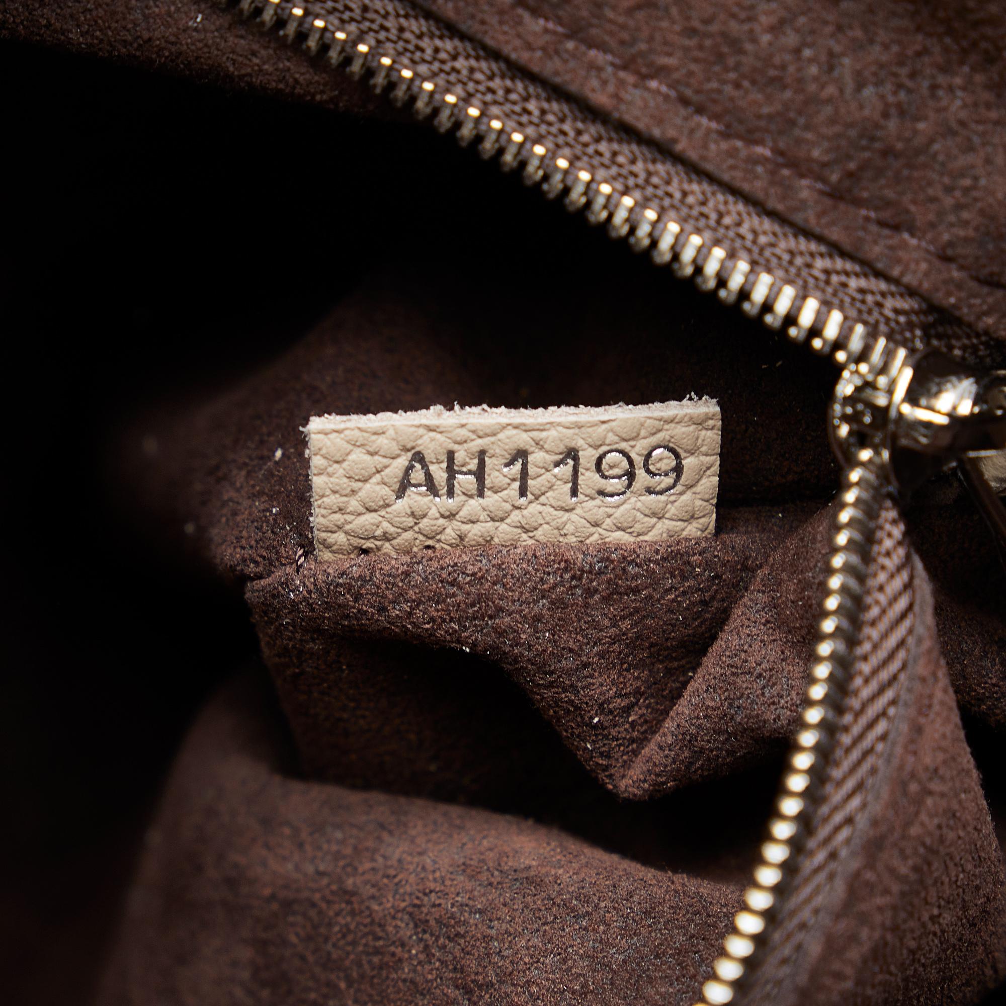 Louis Vuitton Monogram Mahina Babylone Chain BB (SHG-hcjw4F)
