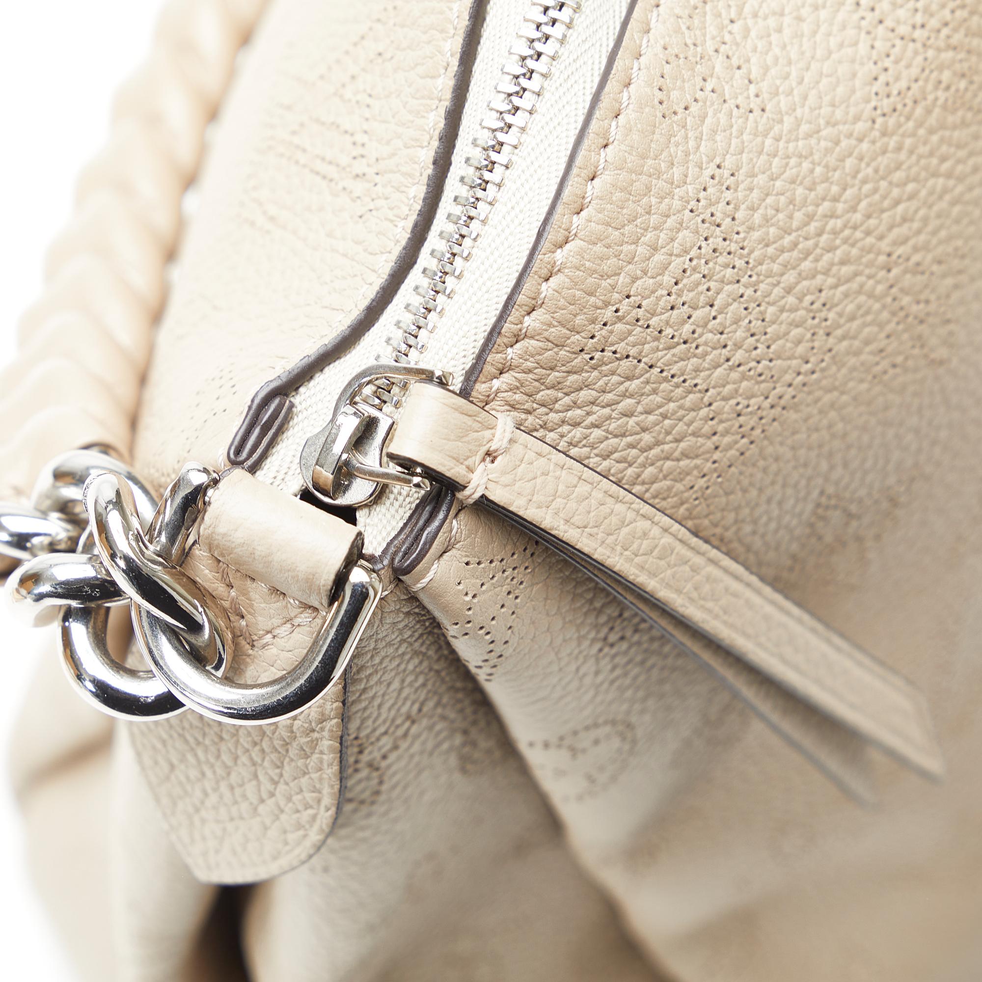 Louis Vuitton Monogram Mahina Babylone Chain BB (SHG-hcjw4F)