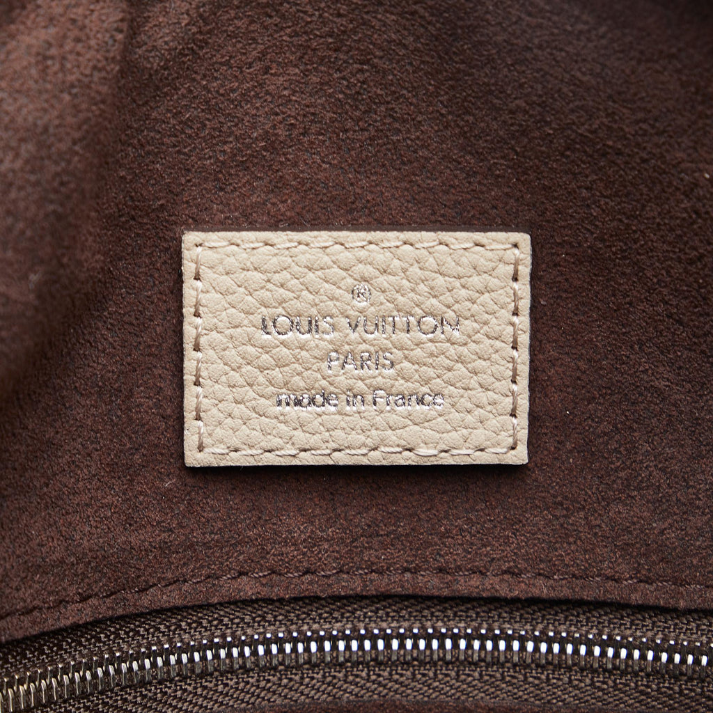 Louis Vuitton Monogram Mahina Babylone Chain BB (SHG-xV5HYz)