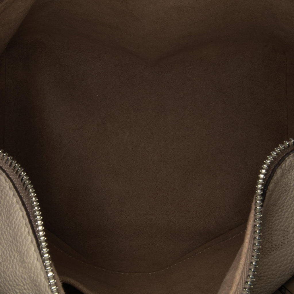 Louis Vuitton Monogram Mahina Beaubourg Hobo (SHG-RRJQOV)