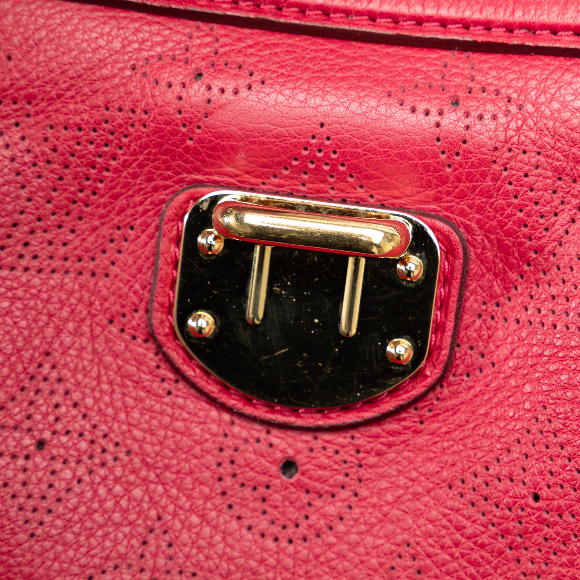 Louis Vuitton Monogram Mahina Cirrus PM (SHG-h3On5z)