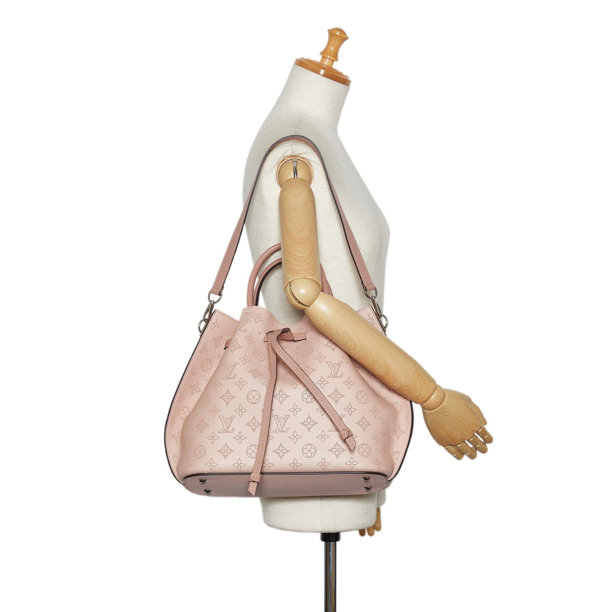Louis Vuitton Monogram Mahina Girolata (SHG-r3QnXw)