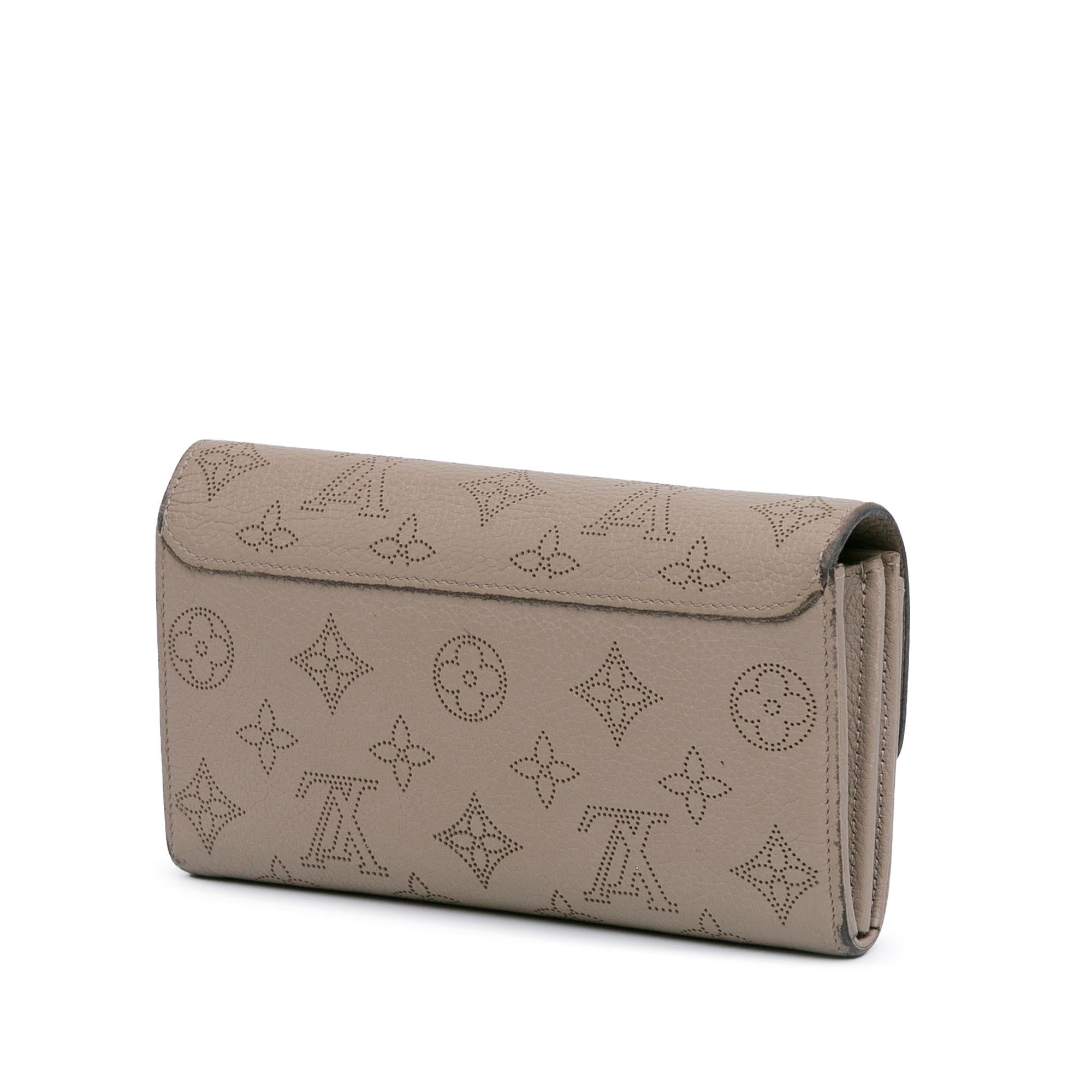 Louis Vuitton Monogram Mahina Iris Long Wallet (SHG-GiQ5Nr)
