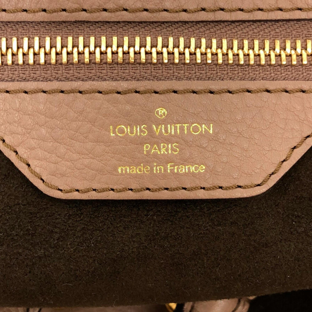 Louis Vuitton Monogram Mahina L Hobo (SHG-mHEWzq)