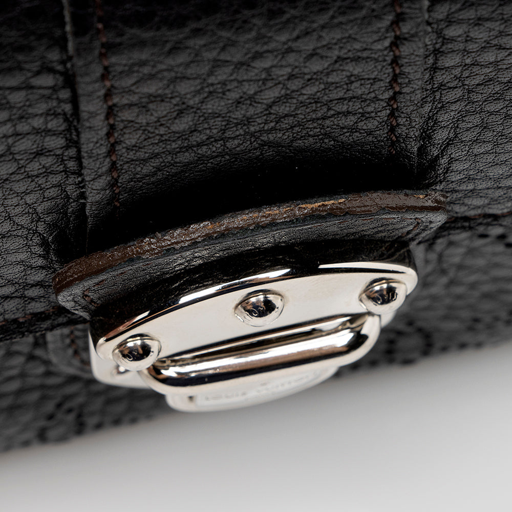 Louis Vuitton Monogram Mahina Leather Amelia Wallet (SHF-14630)