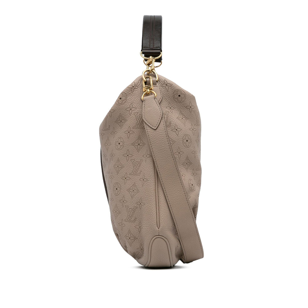 Louis Vuitton Monogram Mahina Selene MM (SHG-c7G6NL)