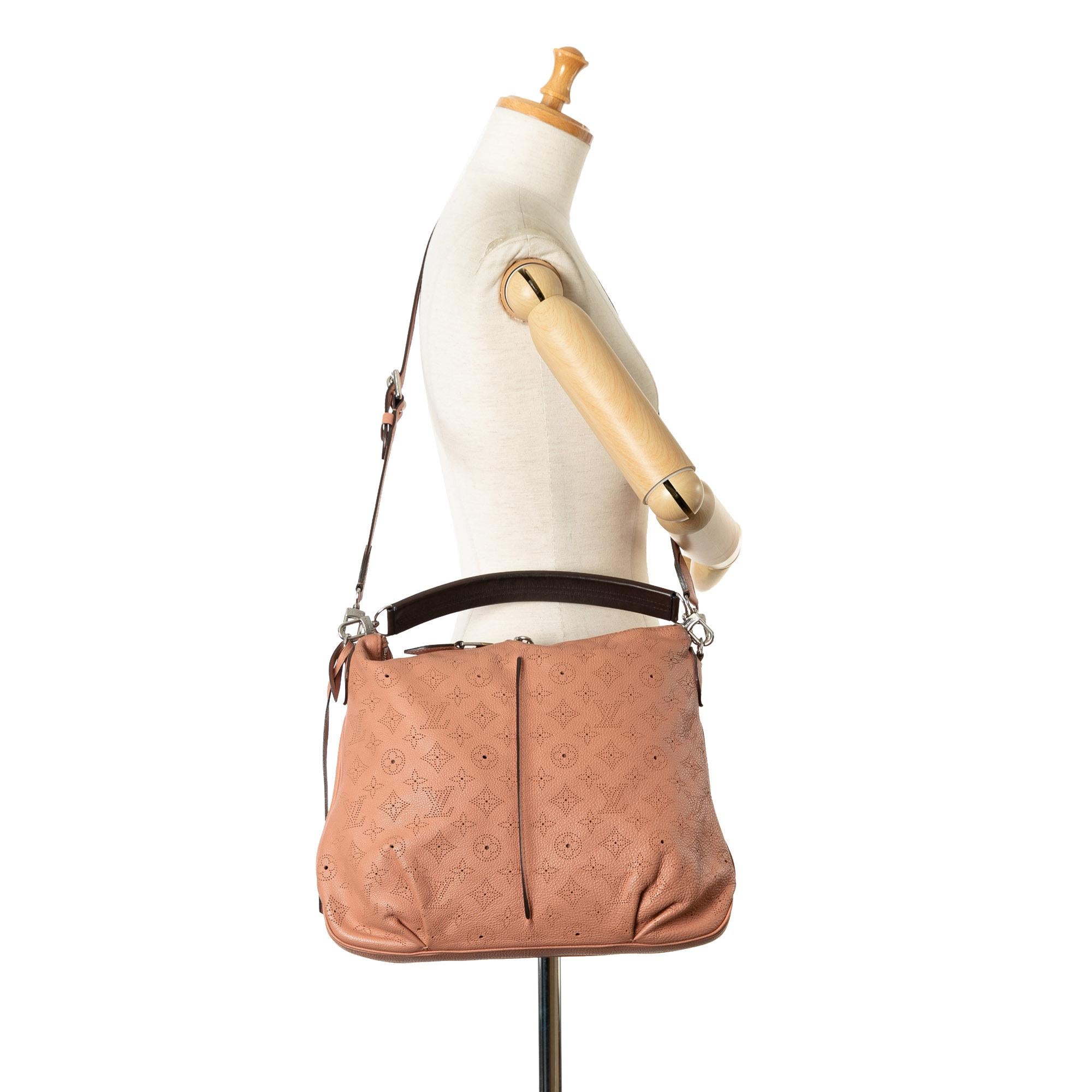 Louis Vuitton Monogram Mahina Selene PM (SHG-uTPU0I)