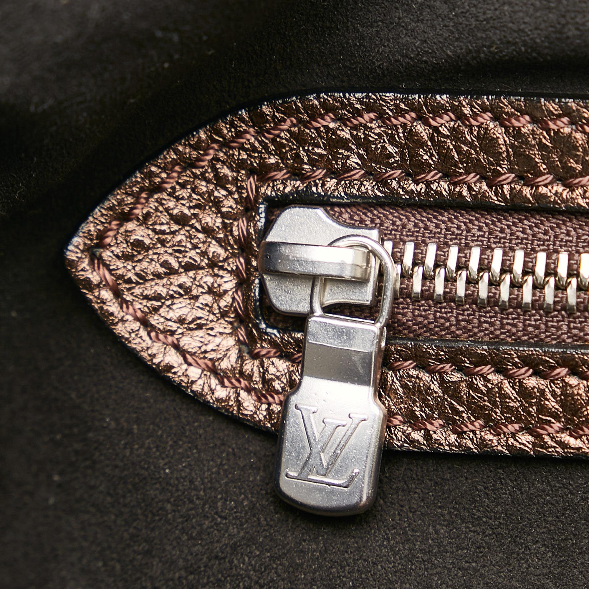 Louis Vuitton Monogram Mahina Shoulder Bag (SHG-35471)