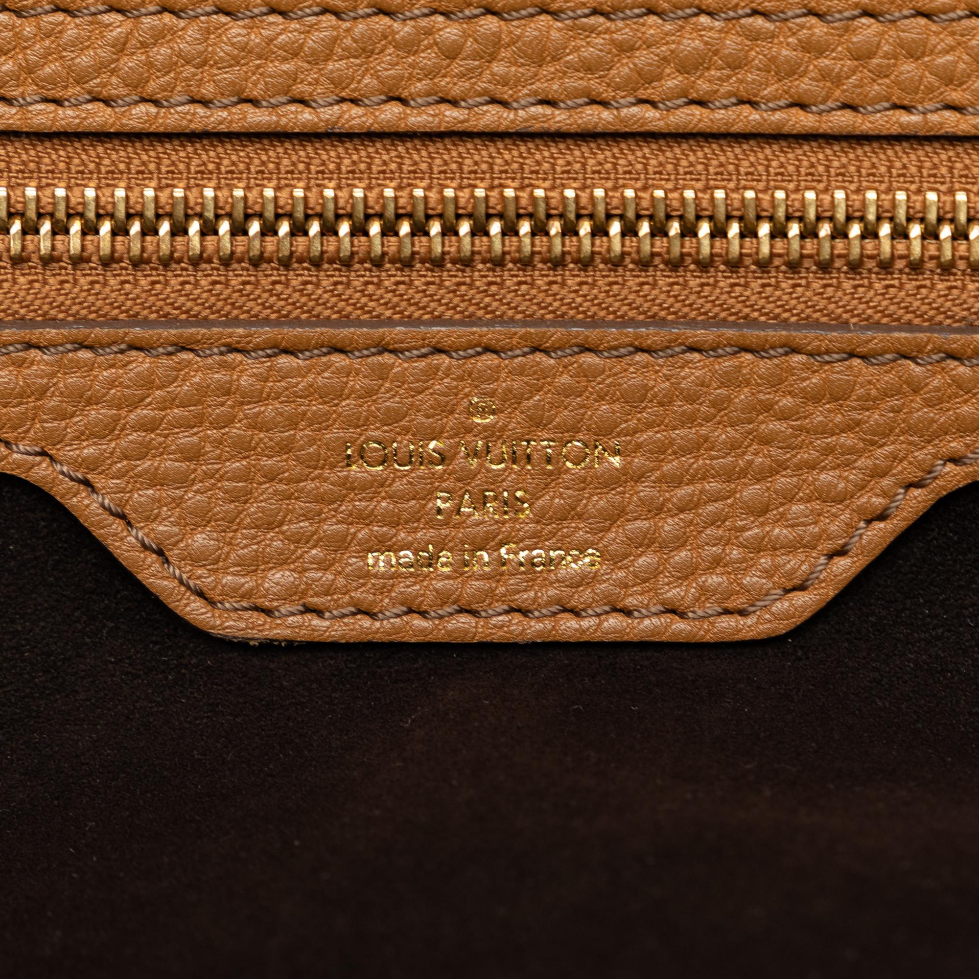 Louis Vuitton Monogram Mahina XL Hobo (SHG-STE2lR)