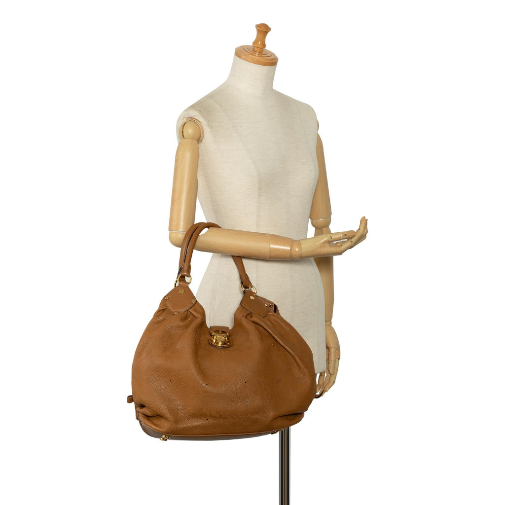 Louis Vuitton Monogram Mahina XL Hobo (SHG-STE2lR)