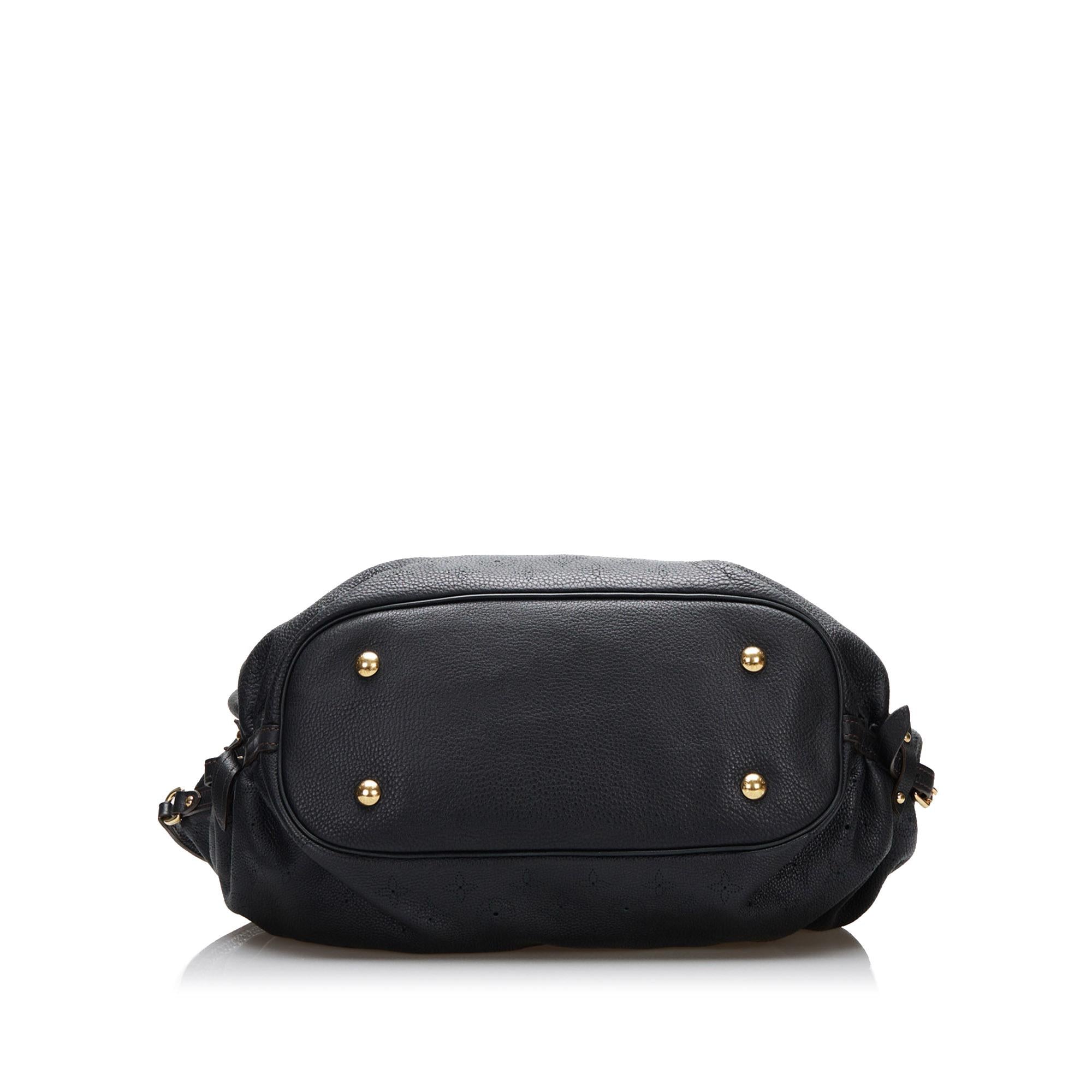 Louis Vuitton Monogram Mahina XL (SHG-zsWALW)