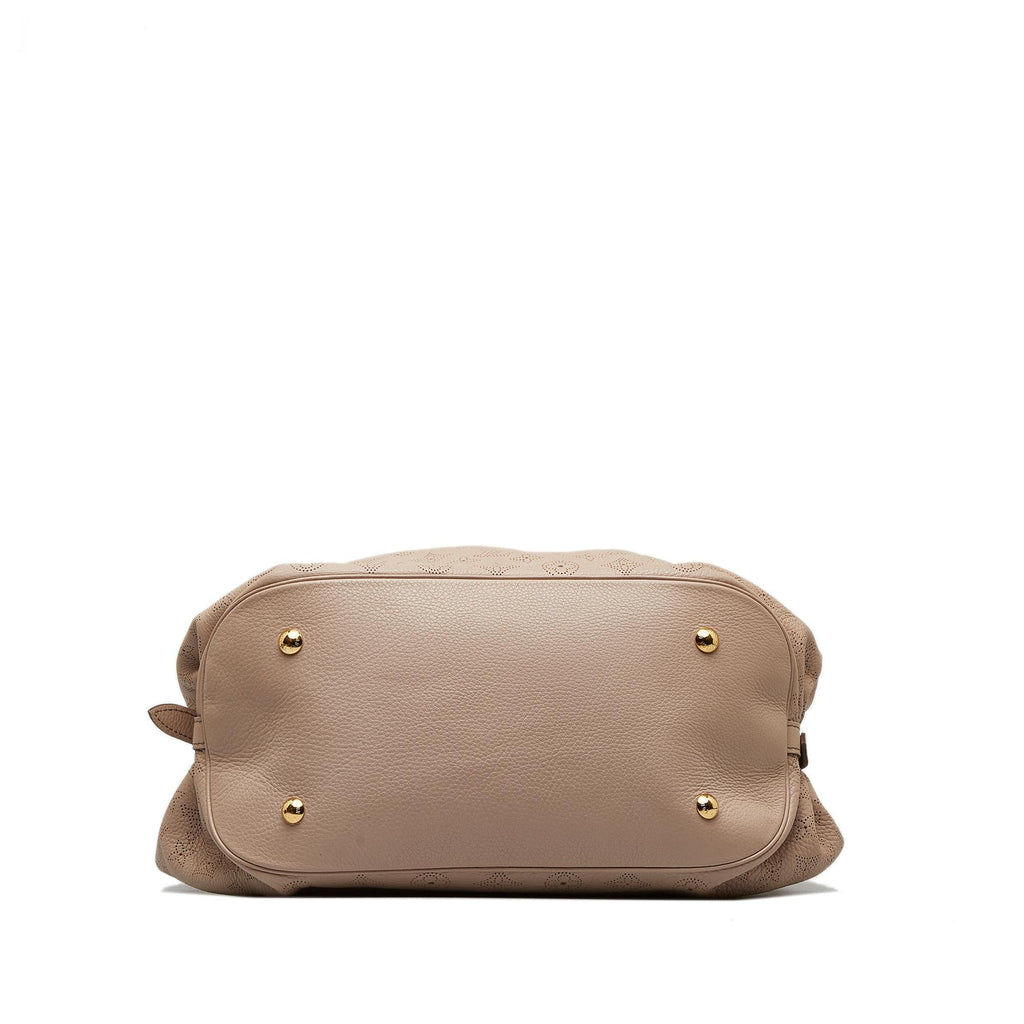 Louis Vuitton Monogram Mahina XL (SHG-QqLZP9)