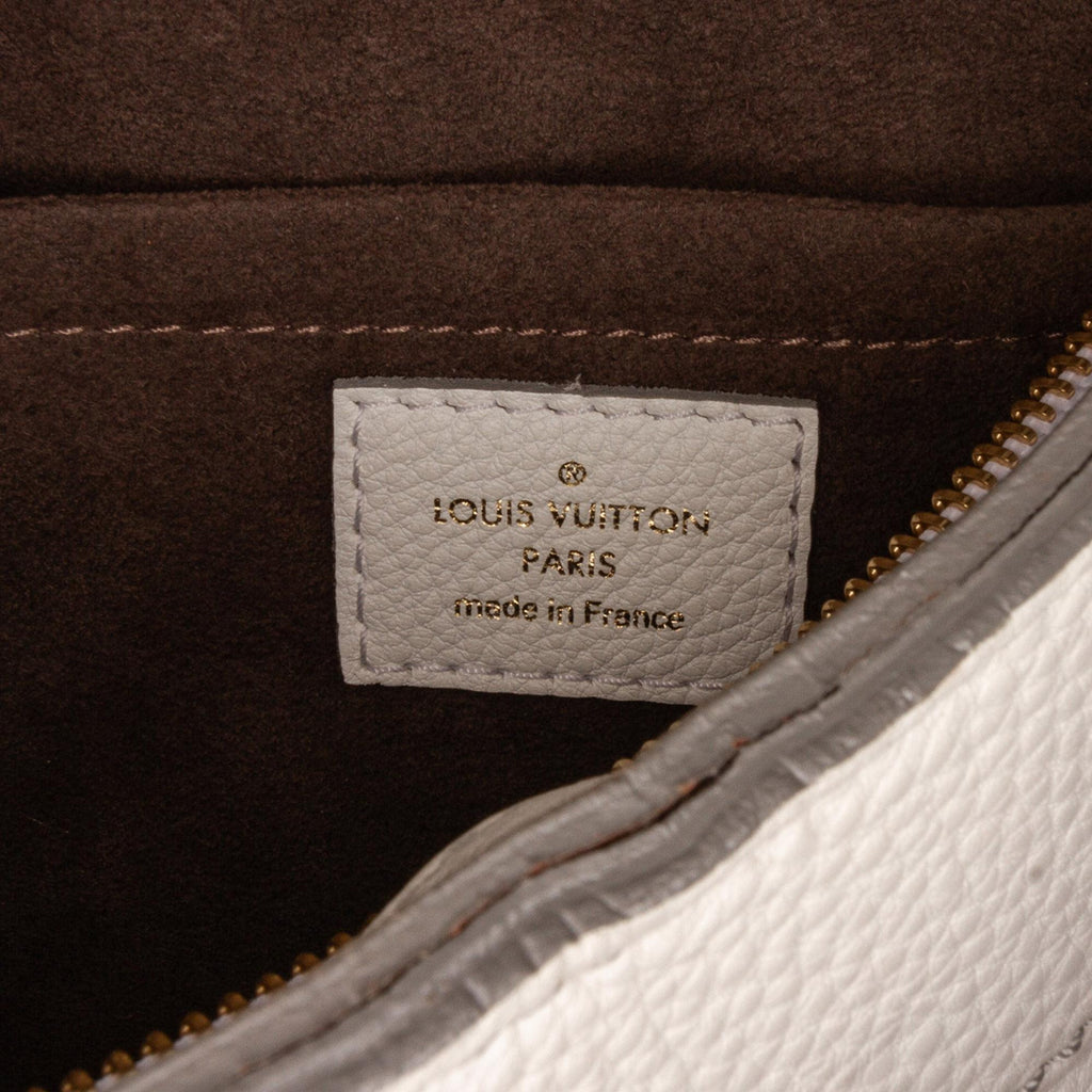 Louis Vuitton Monogram Mahina XL (SHG-B4c4C8)