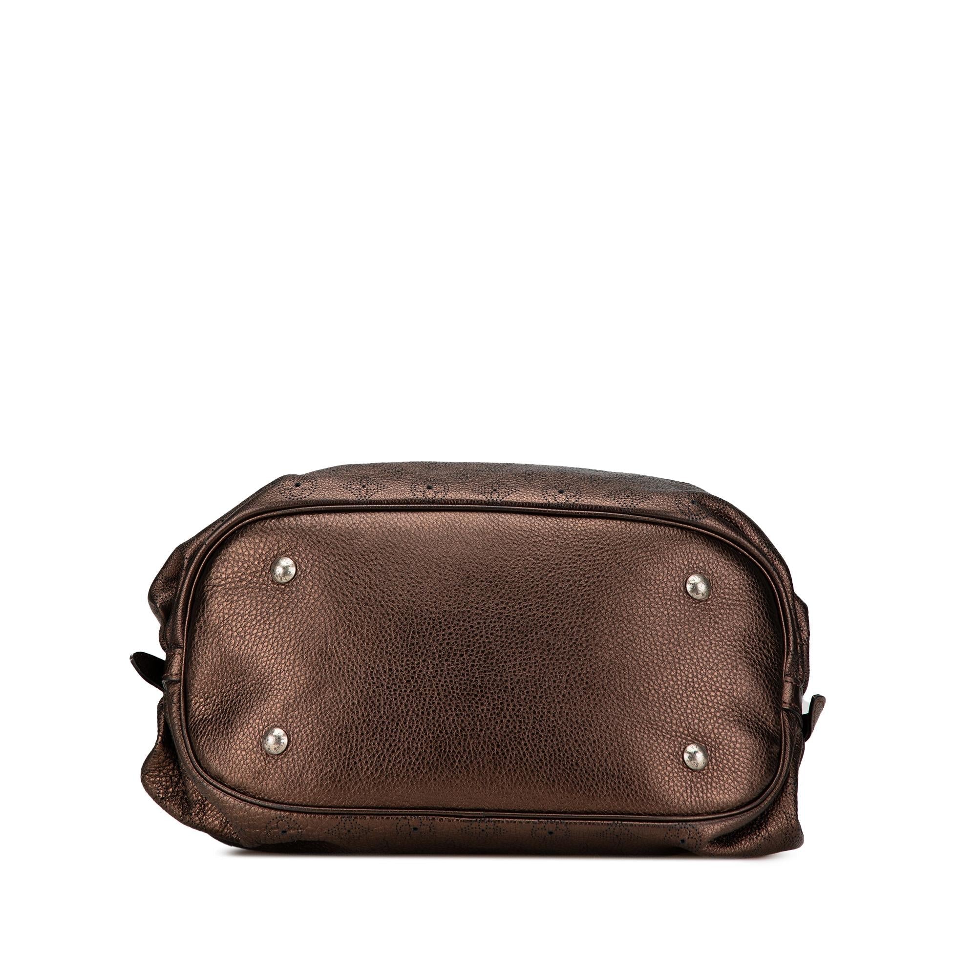 Louis Vuitton Monogram Mahina XL