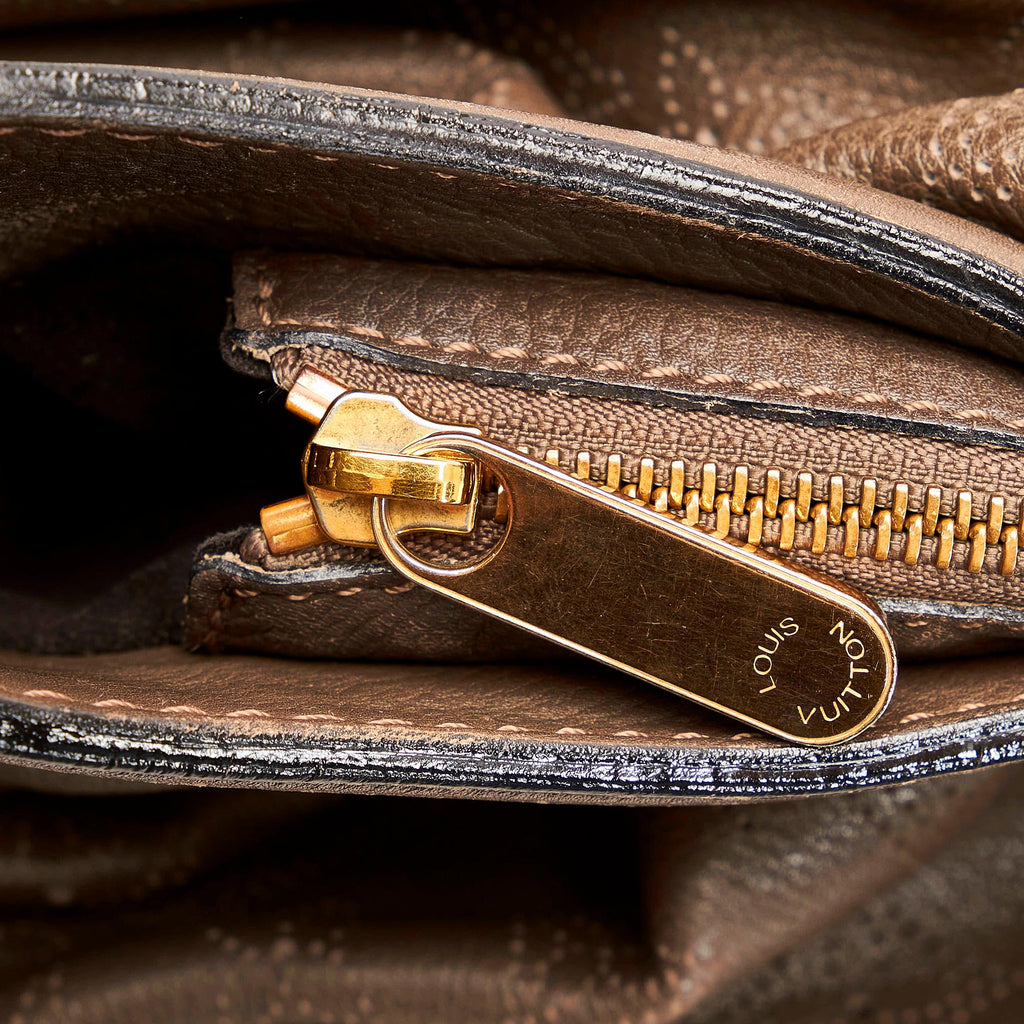 Louis Vuitton Monogram Mahina XS (SHG-34155)