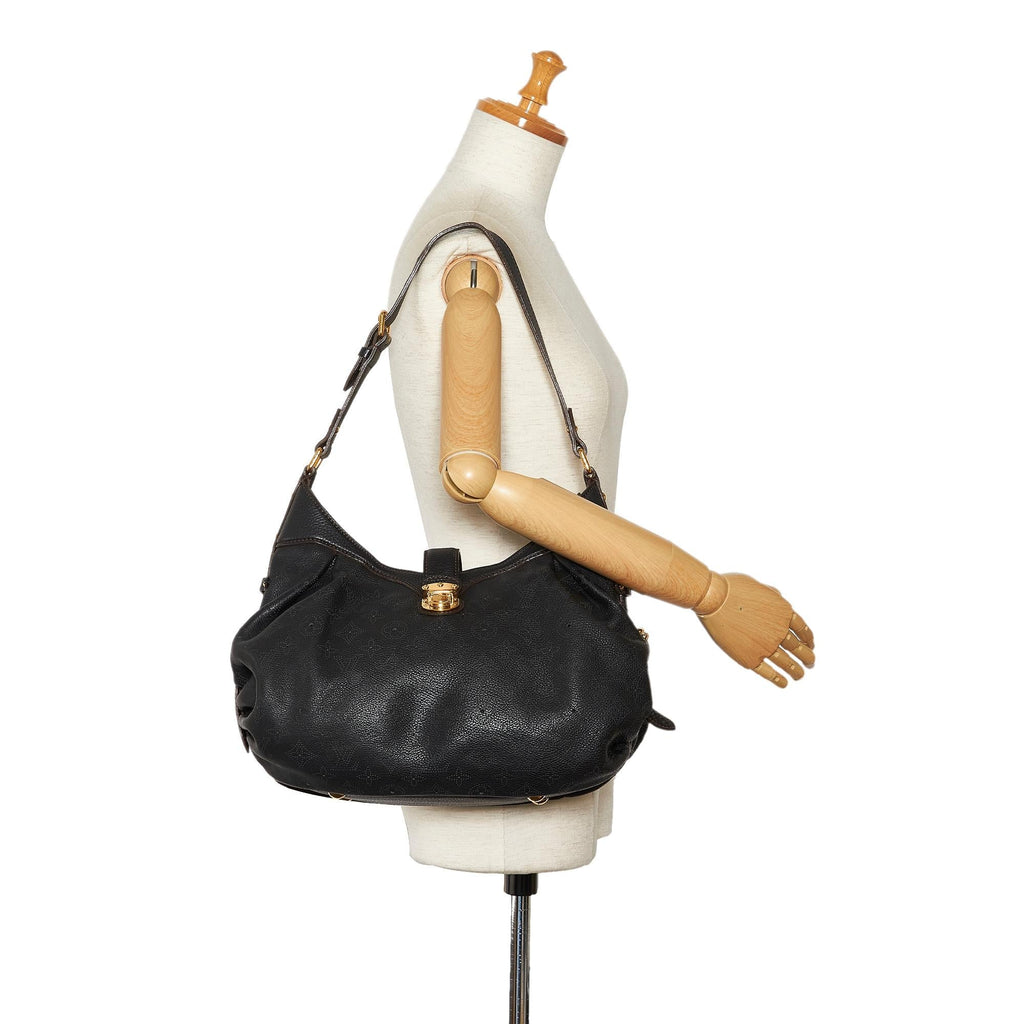 Louis Vuitton Monogram Mahina XS (SHG-851EHr)