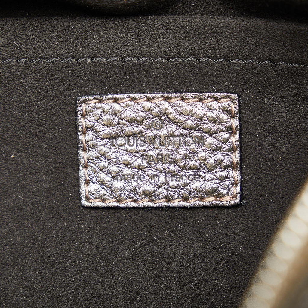 Louis Vuitton Monogram Mahina XS (SHG-sr10tP)