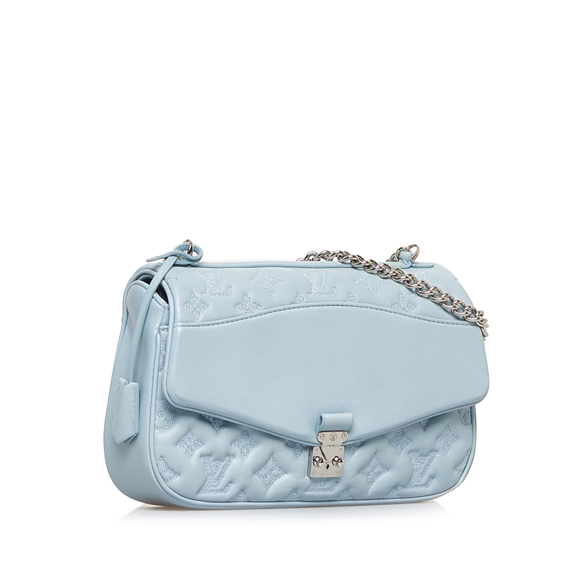 Louis Vuitton Monogram Mama Broderie Pochette (SHG-ymzmye)