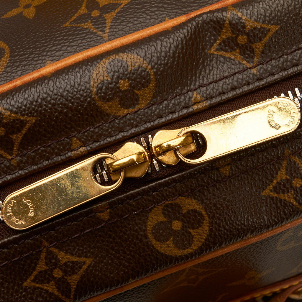 Louis Vuitton Monogram Manhattan GM (SHG-uqyAGm)