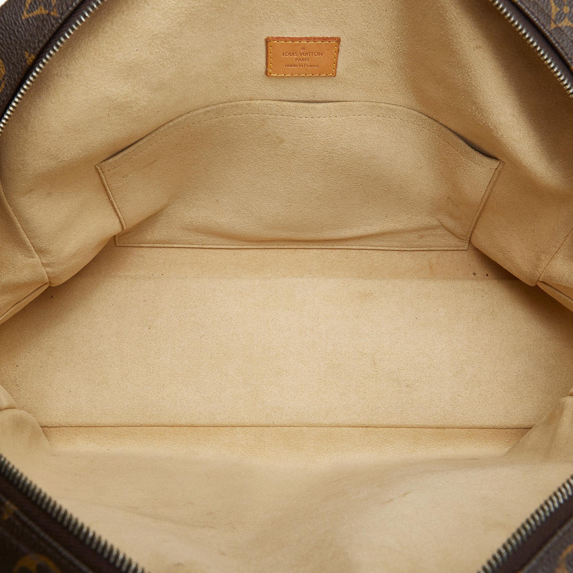 Louis Vuitton Monogram Manhattan GM (SHG-VADWC7)