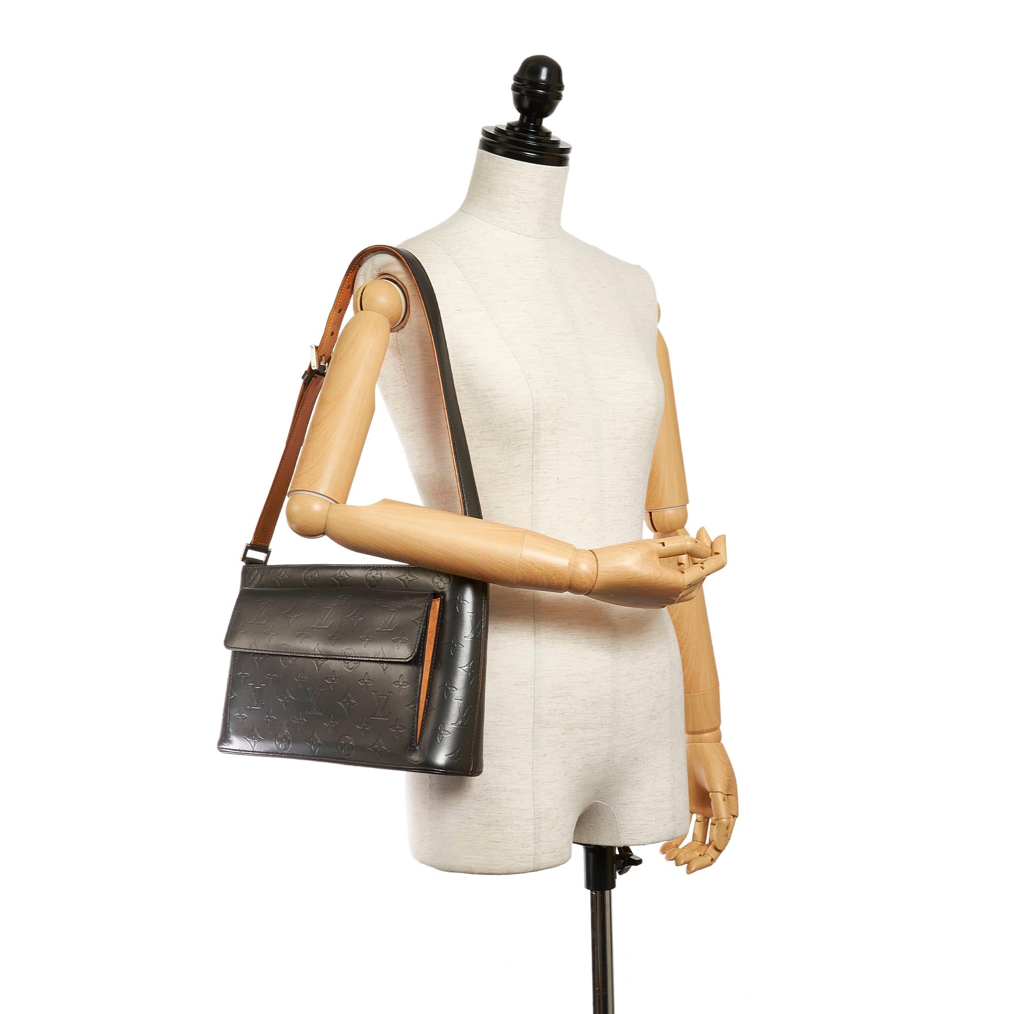 Louis Vuitton Monogram Mat Alston (SHG-29894)